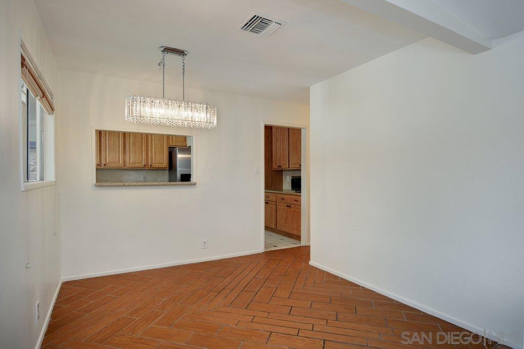 Detail Gallery Image 28 of 33 For 5113  Wilts Pl., San Diego,  CA 92117 - 4 Beds | 2 Baths