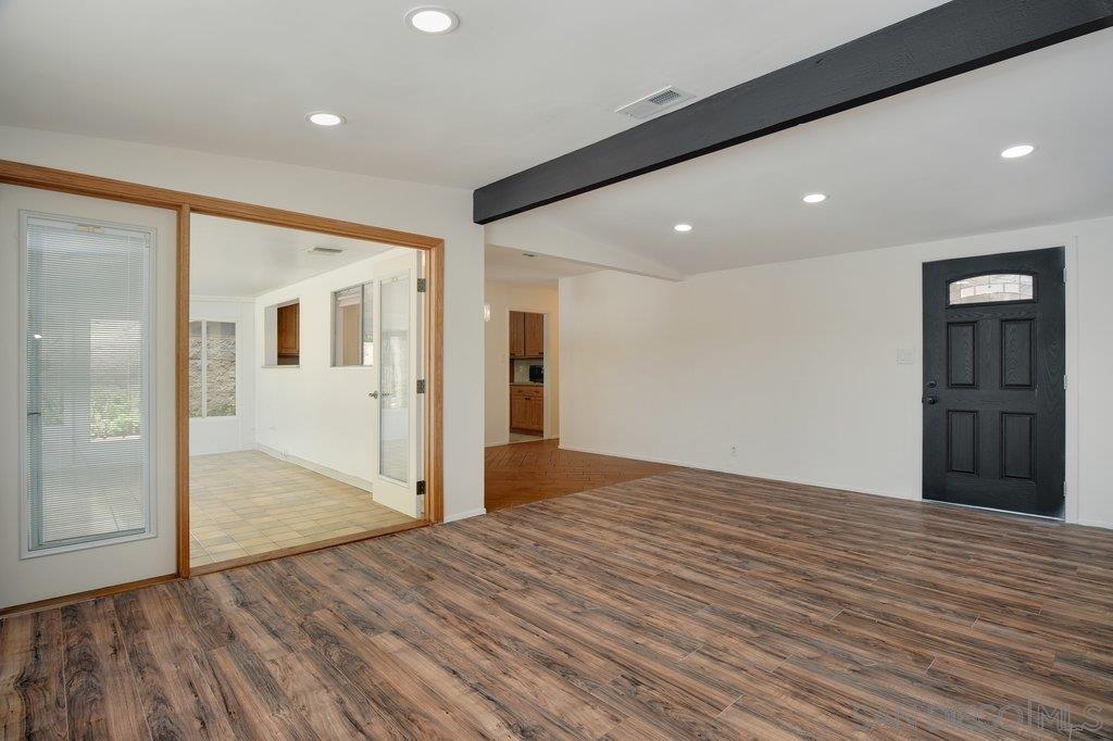 Detail Gallery Image 30 of 33 For 5113  Wilts Pl., San Diego,  CA 92117 - 4 Beds | 2 Baths