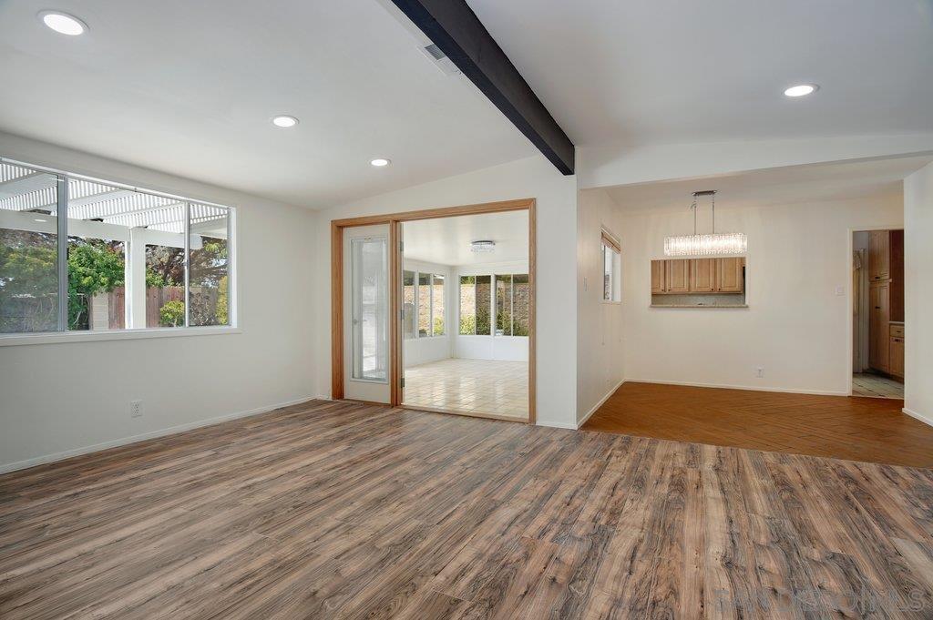 Detail Gallery Image 31 of 33 For 5113  Wilts Pl., San Diego,  CA 92117 - 4 Beds | 2 Baths