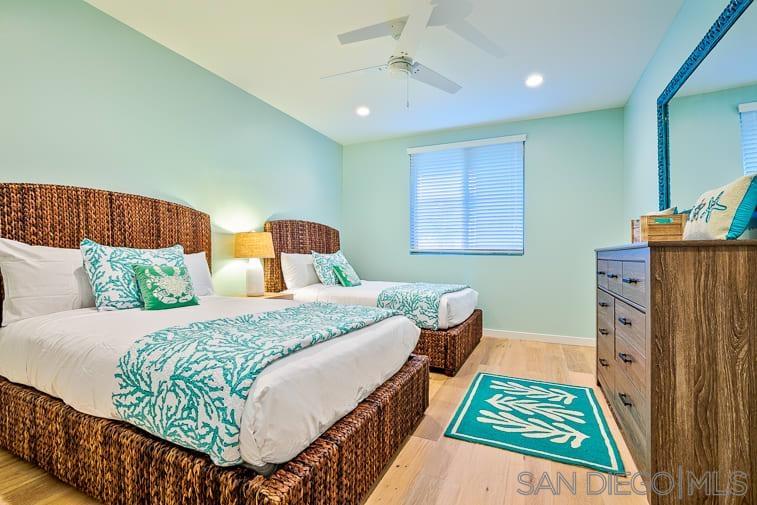 Detail Gallery Image 20 of 28 For 6767  Neptune Pl  202, La Jolla,  CA 92037 - 3 Beds | 3 Baths