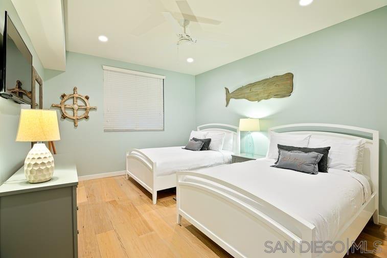 Detail Gallery Image 24 of 28 For 6767  Neptune Pl  202, La Jolla,  CA 92037 - 3 Beds | 3 Baths