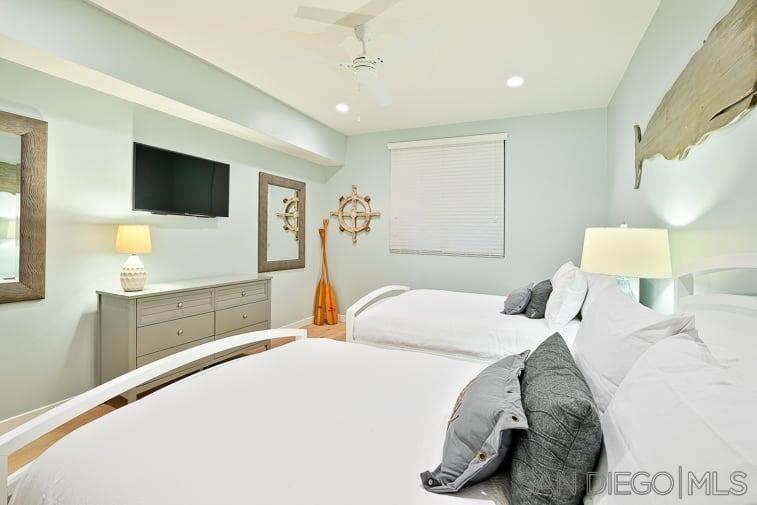 Detail Gallery Image 26 of 28 For 6767  Neptune Pl  202, La Jolla,  CA 92037 - 3 Beds | 3 Baths