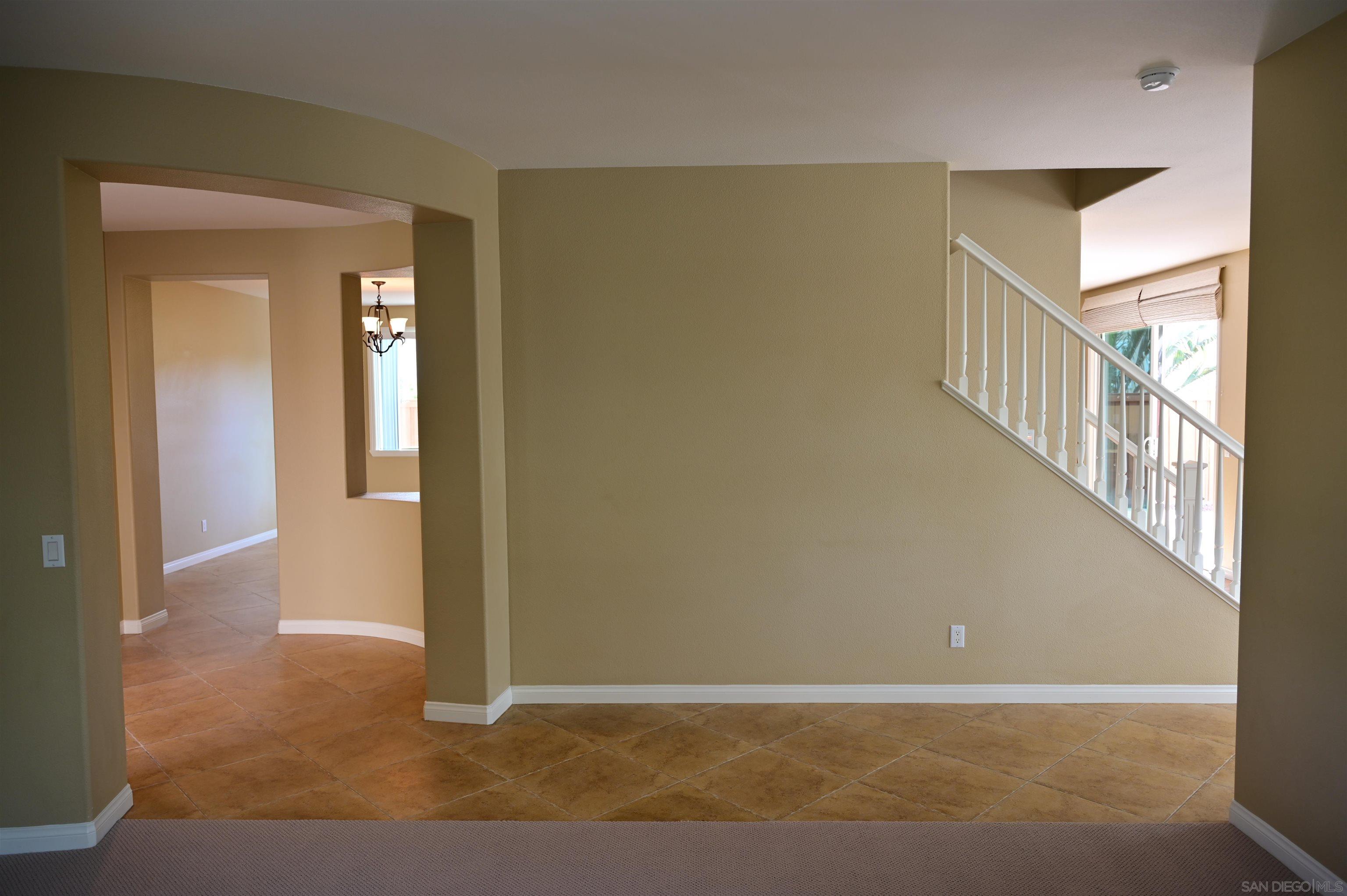 Detail Gallery Image 11 of 25 For 1167  Vista Pointe Blvd, Oceanside,  CA 92057 - 4 Beds | 4 Baths