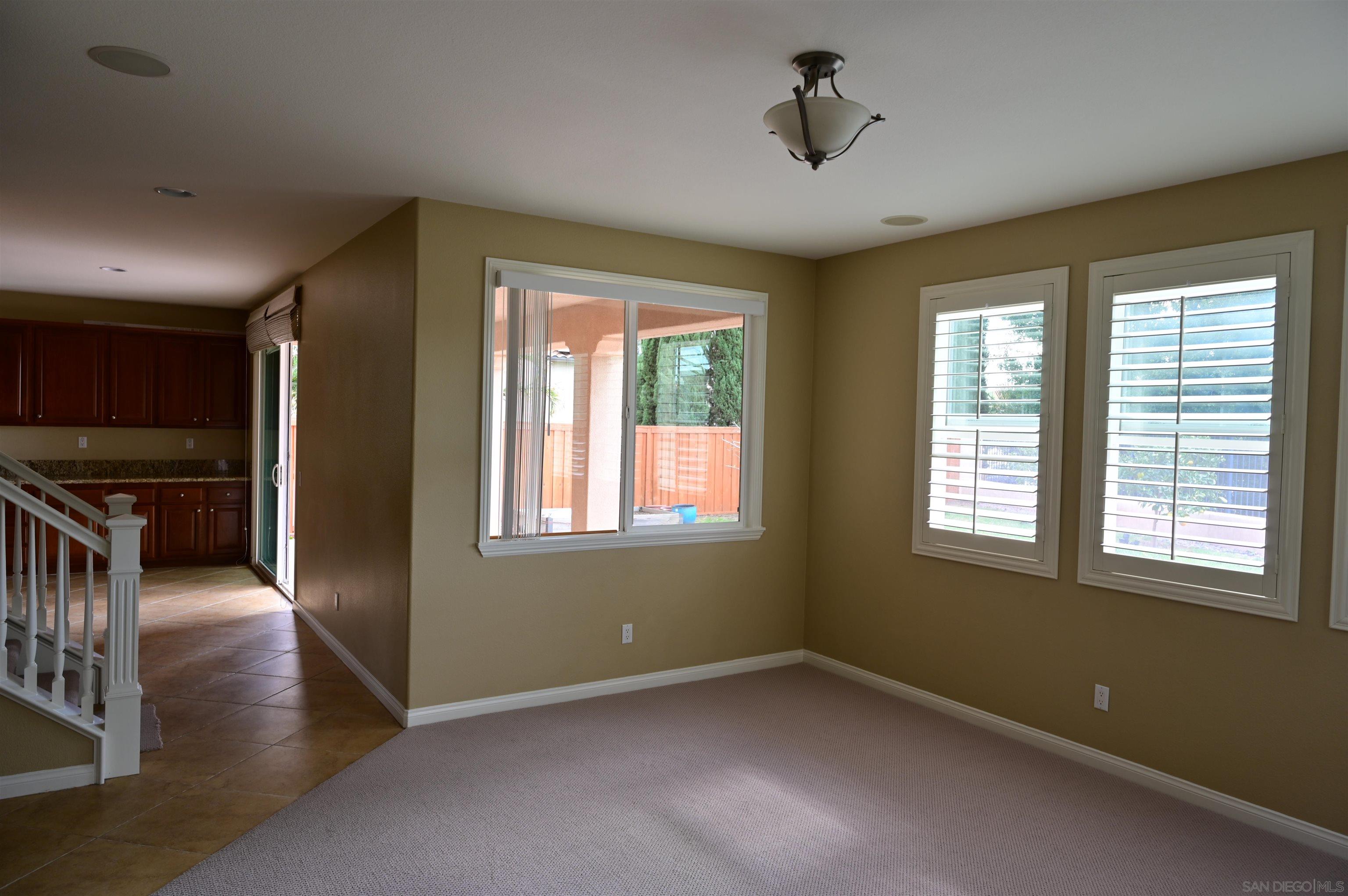 Detail Gallery Image 12 of 25 For 1167  Vista Pointe Blvd, Oceanside,  CA 92057 - 4 Beds | 4 Baths