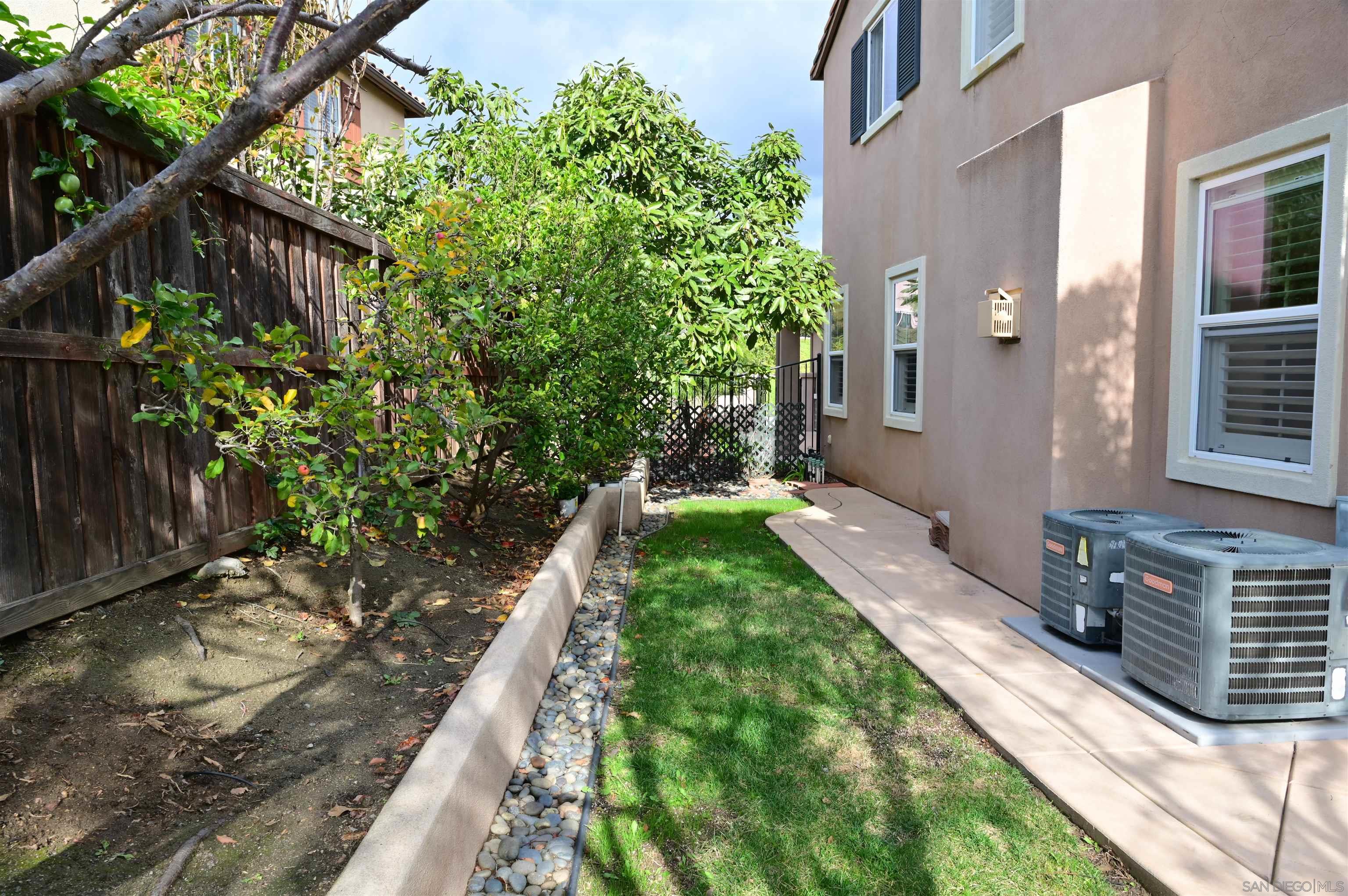 Detail Gallery Image 25 of 25 For 1167  Vista Pointe Blvd, Oceanside,  CA 92057 - 4 Beds | 4 Baths