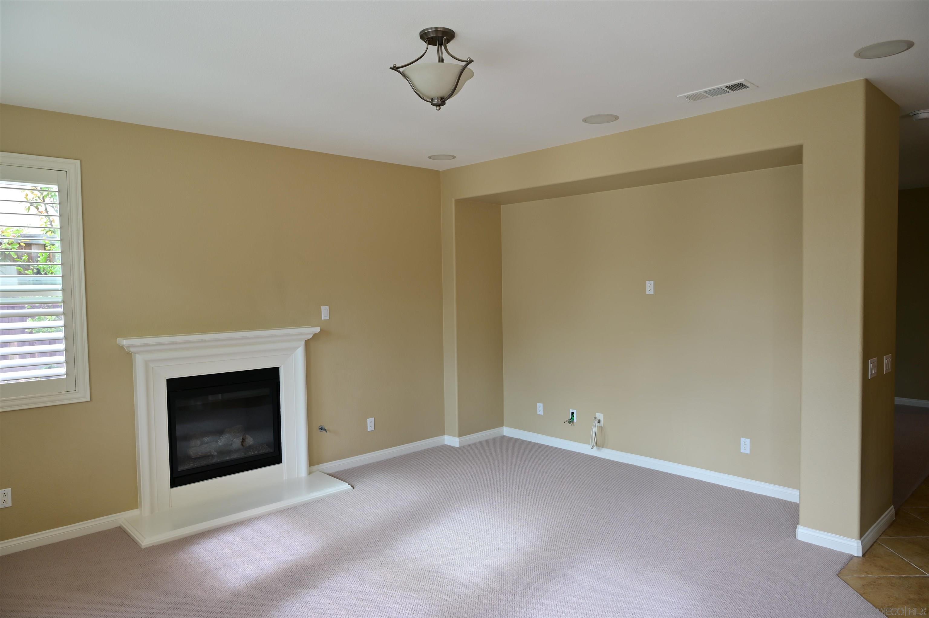 Detail Gallery Image 9 of 25 For 1167  Vista Pointe Blvd, Oceanside,  CA 92057 - 4 Beds | 4 Baths