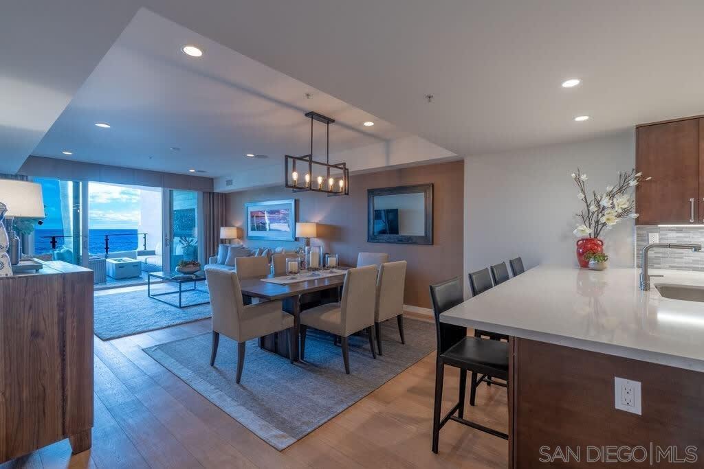 Detail Gallery Image 24 of 39 For 6767  Neptune Pl  301, La Jolla,  CA 92037 - 3 Beds | 3 Baths