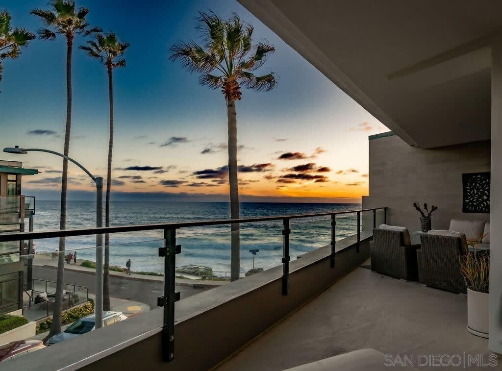 Detail Gallery Image 34 of 39 For 6767  Neptune Pl  301, La Jolla,  CA 92037 - 3 Beds | 3 Baths