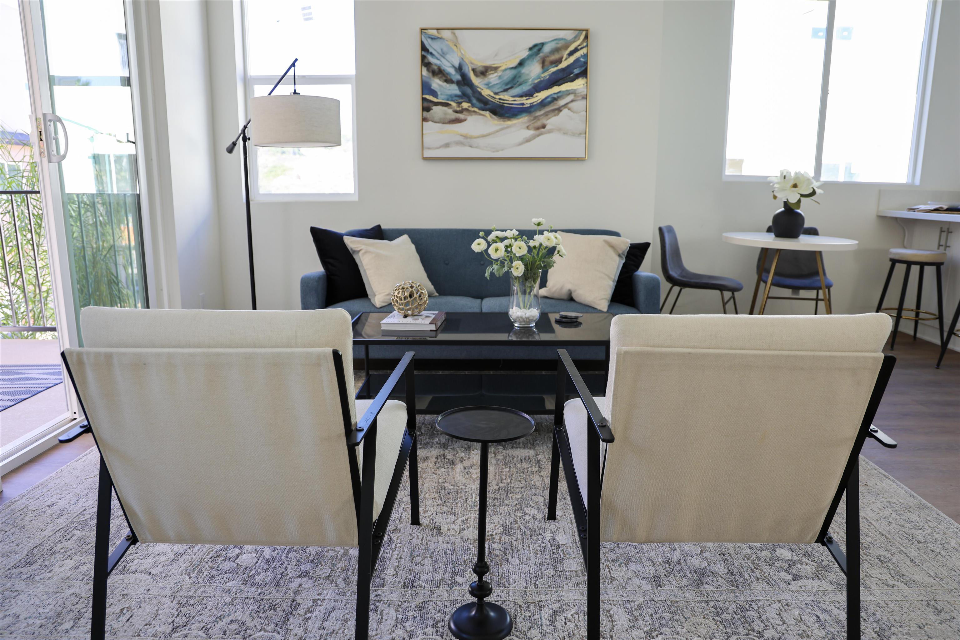 Detail Gallery Image 12 of 22 For 5282  Naranja Street  2, San Diego,  CA 92114 - 3 Beds | 3 Baths