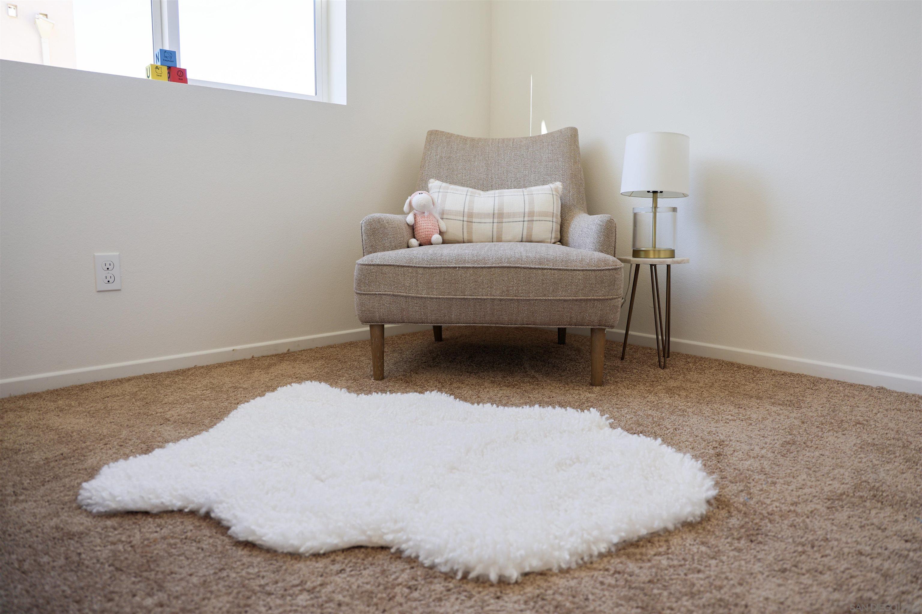 Detail Gallery Image 17 of 22 For 5282  Naranja Street  2, San Diego,  CA 92114 - 3 Beds | 3 Baths