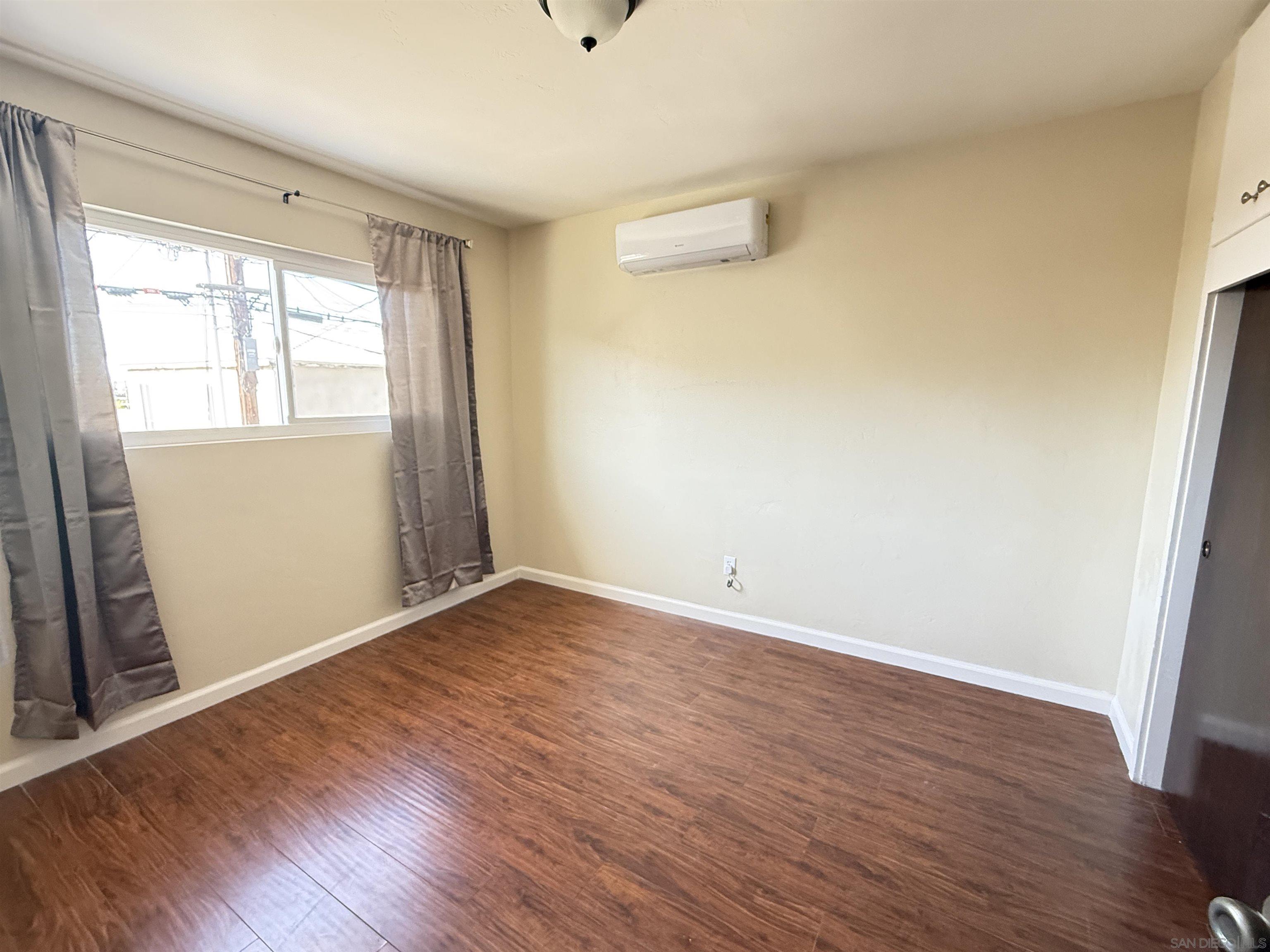 Detail Gallery Image 8 of 9 For 4580  Hamilton St, San Diego,  CA 92116 - 2 Beds | 1 Baths