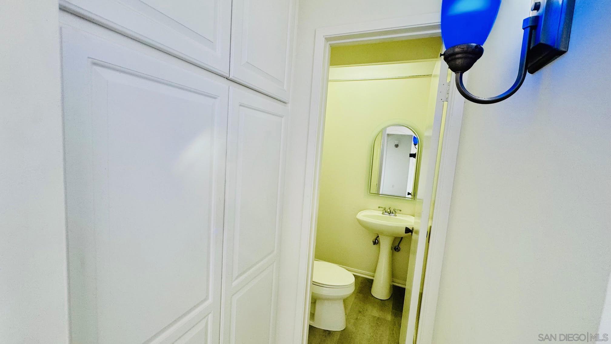 Detail Gallery Image 6 of 26 For 4885  Cole St  #36,  San Diego,  CA 92117 - 2 Beds | 1/1 Baths