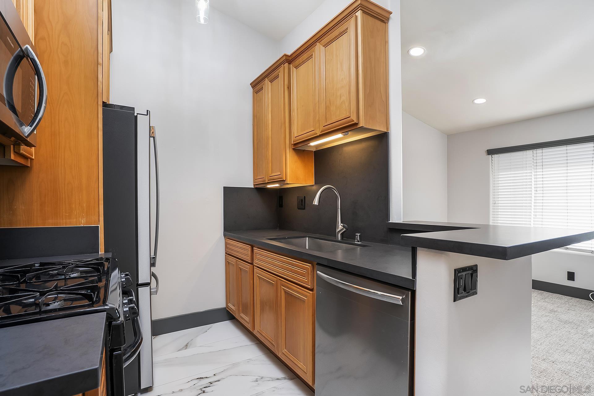 Detail Gallery Image 16 of 28 For 4025  Florida St  #11,  San Diego,  CA 92104 - 1 Beds | 1 Baths