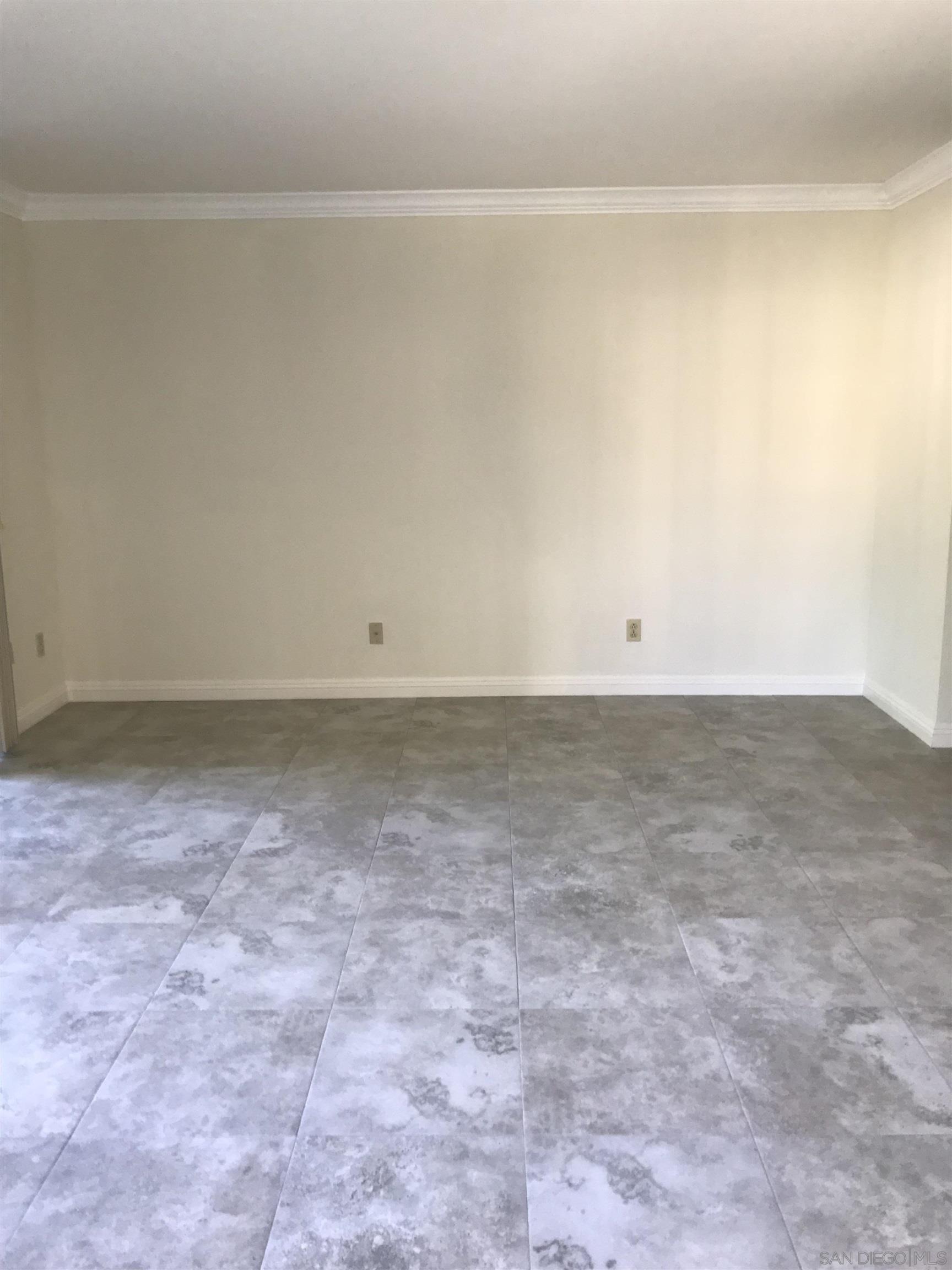 Detail Gallery Image 2 of 6 For 8545  Summerdale Rd  229, San Diego,  CA 92126 - 2 Beds | 2 Baths