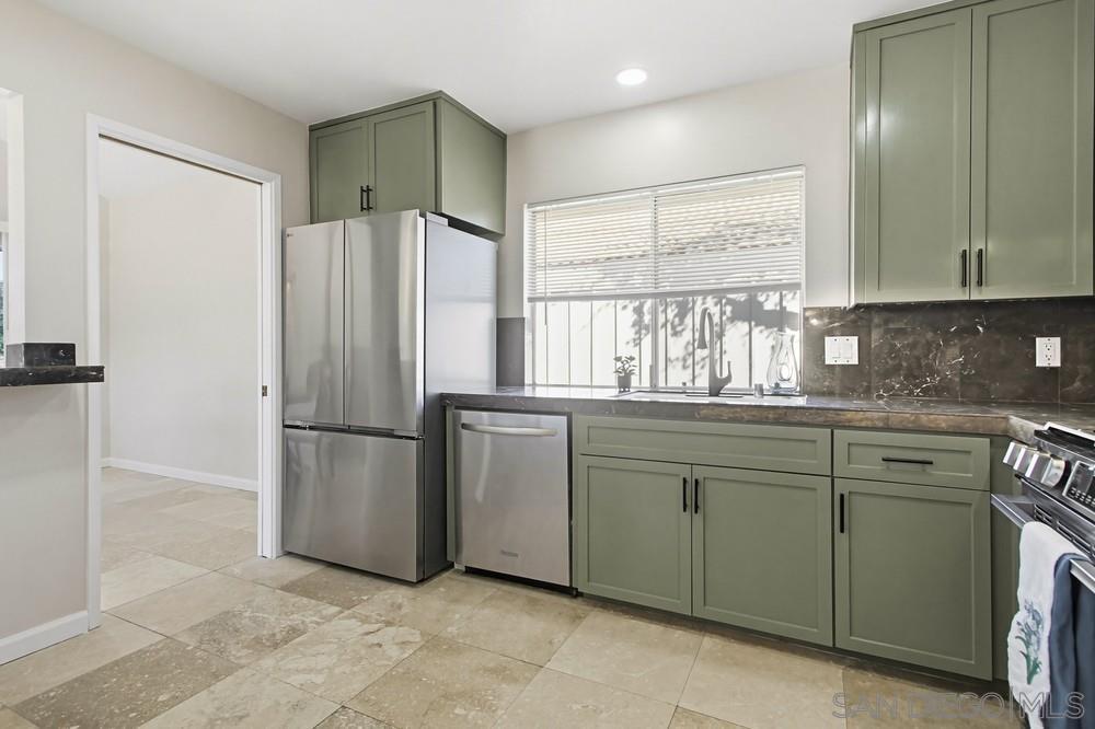 Detail Gallery Image 20 of 55 For 17440  Plaza Cerado  71, San Diego,  CA 92128 - 3 Beds | 2 Baths