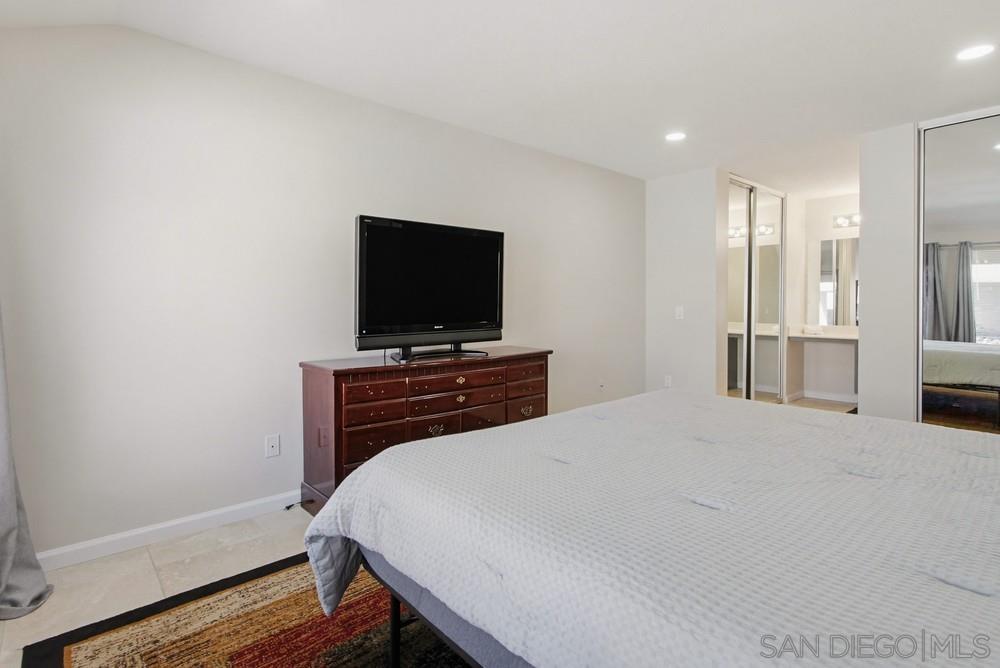 Detail Gallery Image 26 of 55 For 17440  Plaza Cerado  71, San Diego,  CA 92128 - 3 Beds | 2 Baths