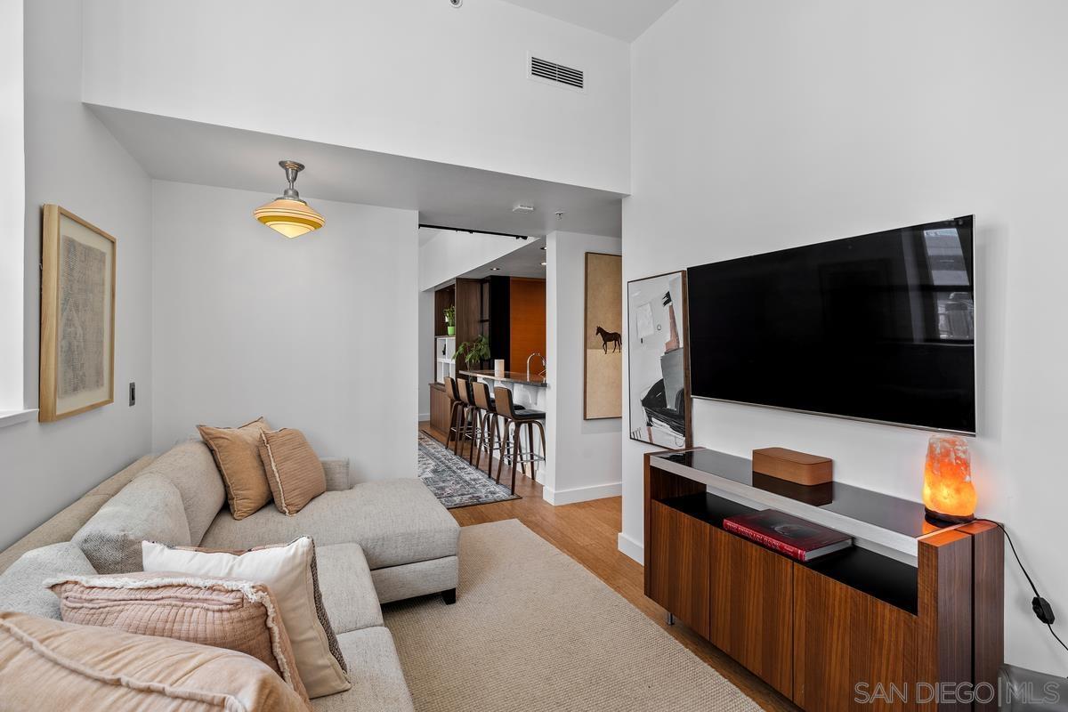 Detail Gallery Image 14 of 40 For 700 W E St  #403,  San Diego,  CA 92101 - 1 Beds | 1 Baths