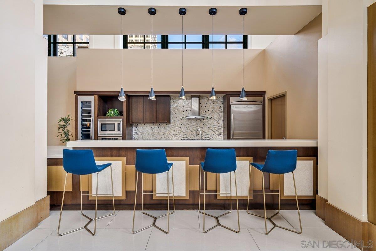 Detail Gallery Image 36 of 40 For 700 W E St  #403,  San Diego,  CA 92101 - 1 Beds | 1 Baths