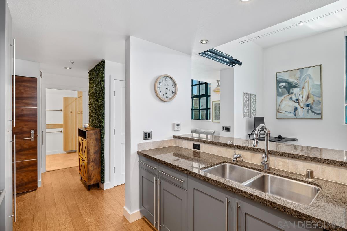 Detail Gallery Image 8 of 40 For 700 W E St  #403,  San Diego,  CA 92101 - 1 Beds | 1 Baths