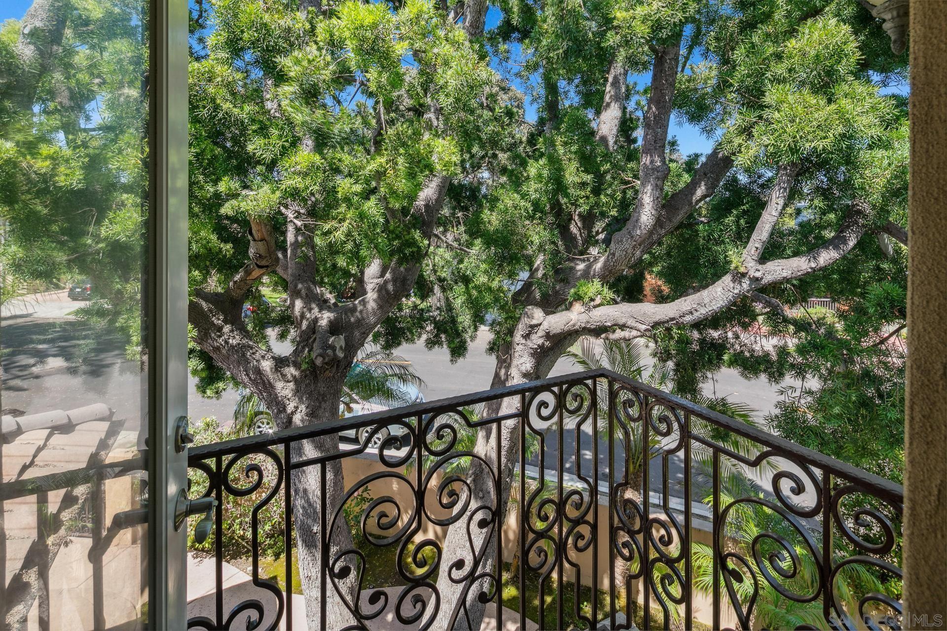 Detail Gallery Image 23 of 57 For 1100  Pine St, Coronado,  CA 92118 - 5 Beds | 5 Baths