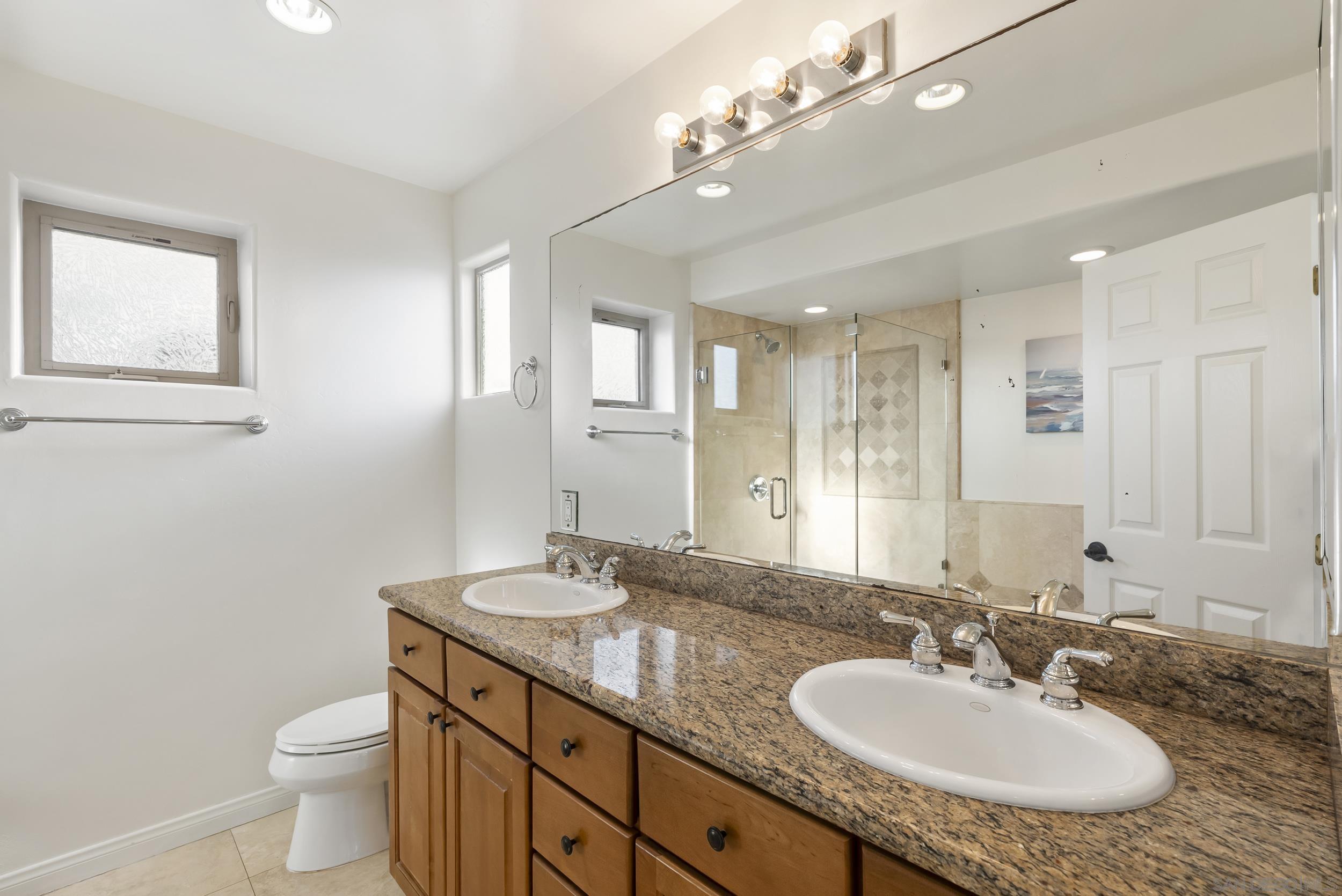 Detail Gallery Image 8 of 23 For 372  Playa Del Norte, La Jolla,  CA 92037 - 3 Beds | 2/1 Baths