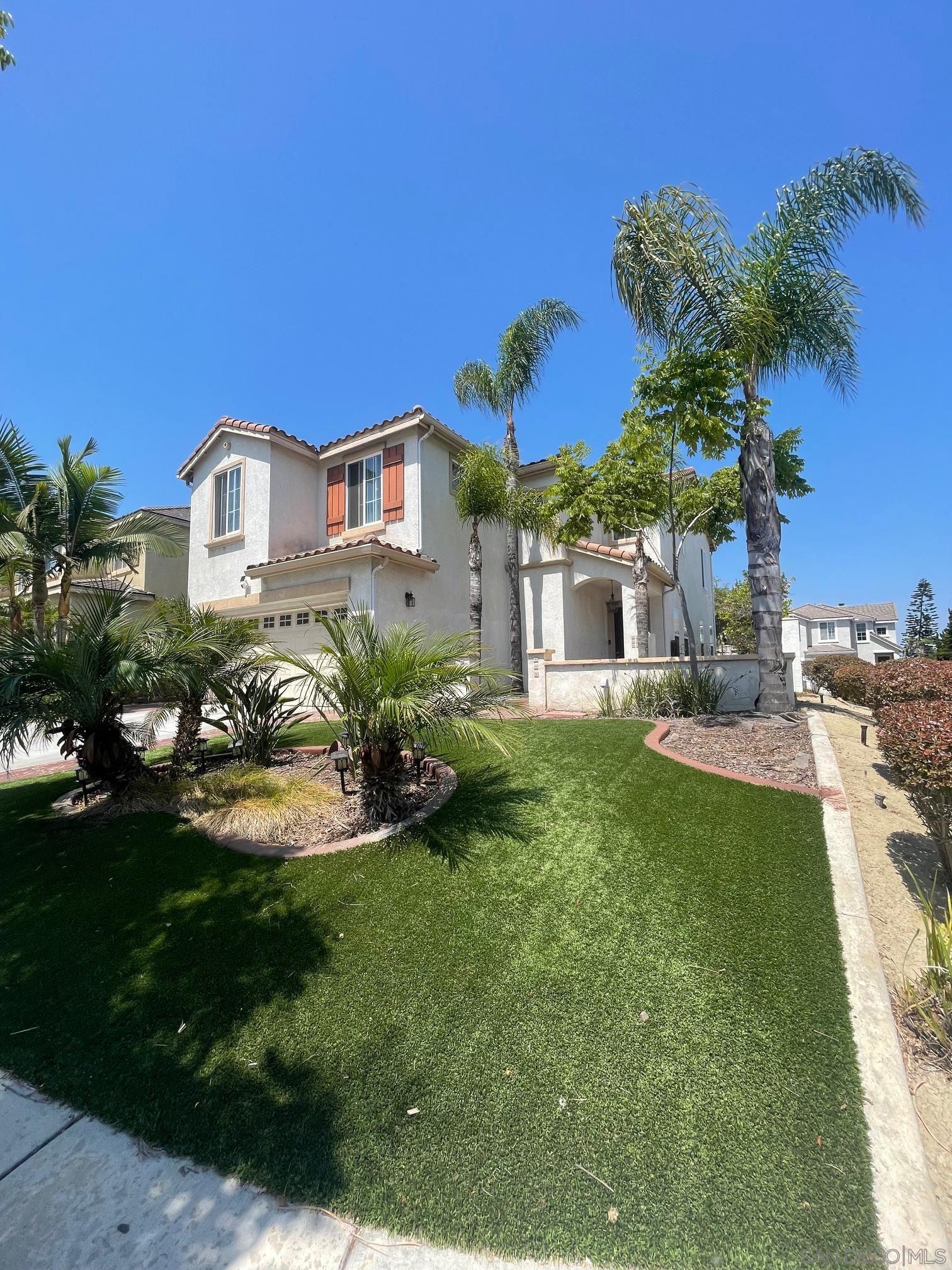 Detail Gallery Image 2 of 26 For 5192  Emerald Cv, San Diego,  CA 92154 - 4 Beds | 3 Baths