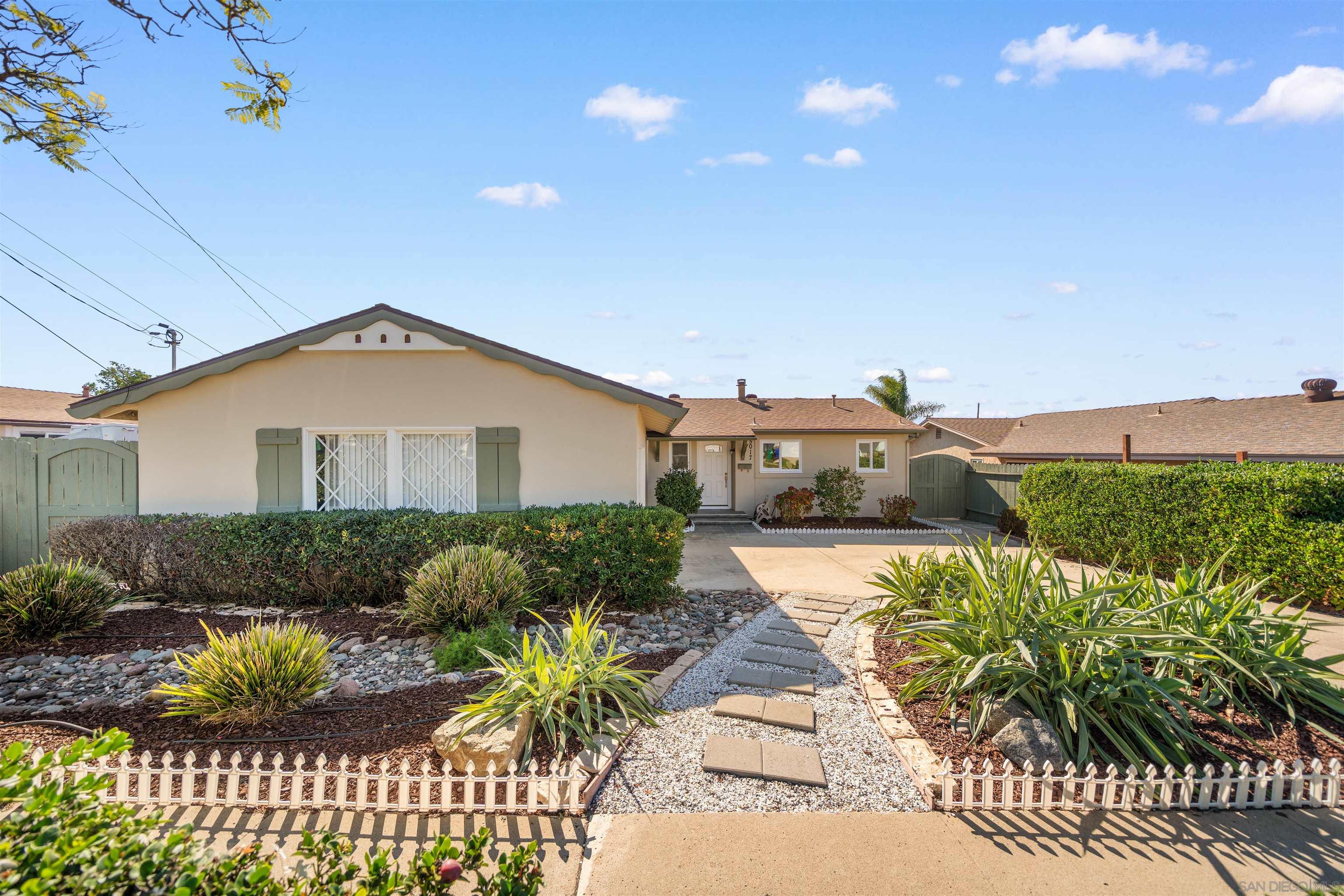 Detail Gallery Image 2 of 47 For 5017  Mount Gaywas Dr, San Diego,  CA 92117 - 3 Beds | 2 Baths