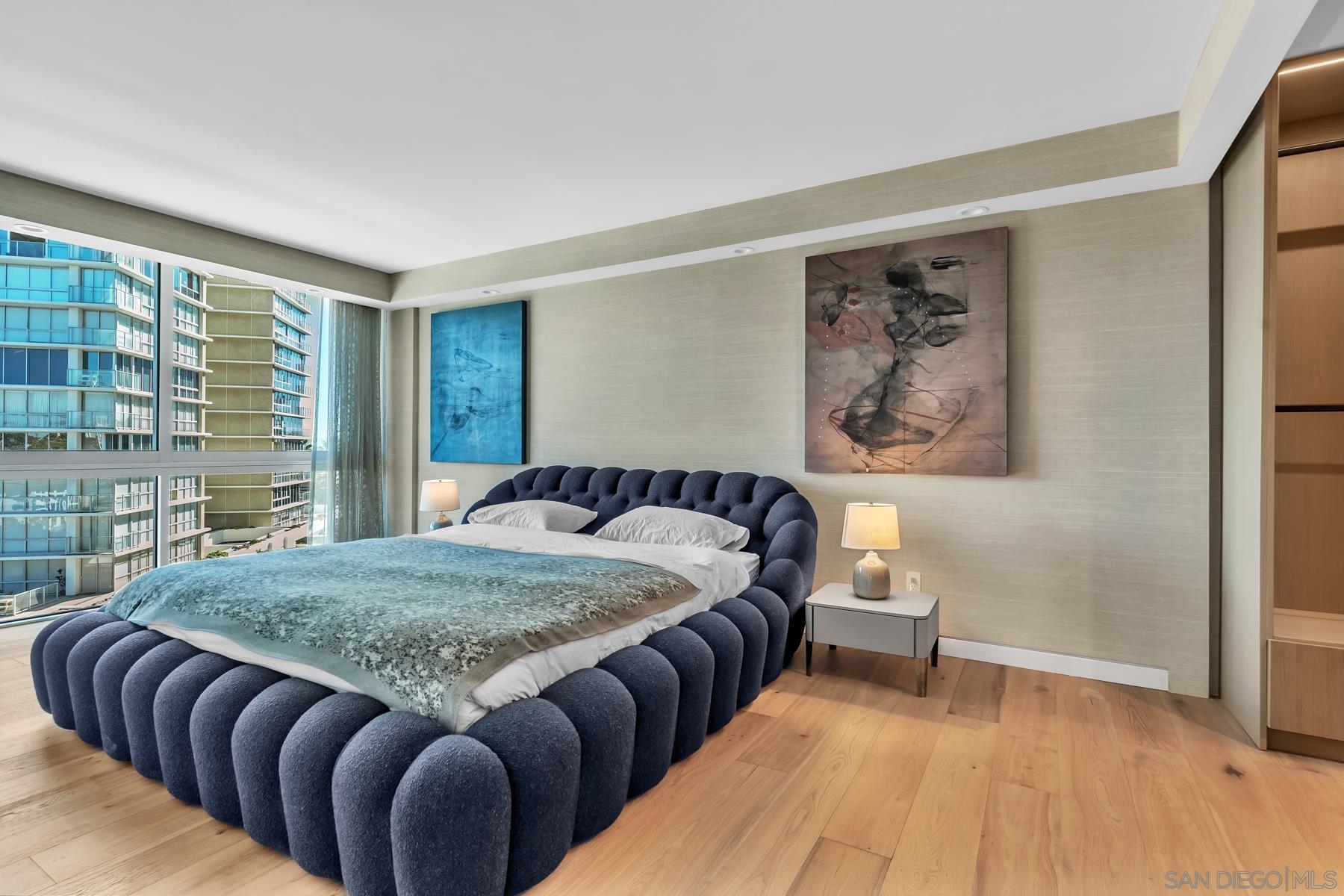 Detail Gallery Image 14 of 31 For 1810  Avenida Del Mundo  #403,  Coronado,  CA 92118 - 3 Beds | 3 Baths