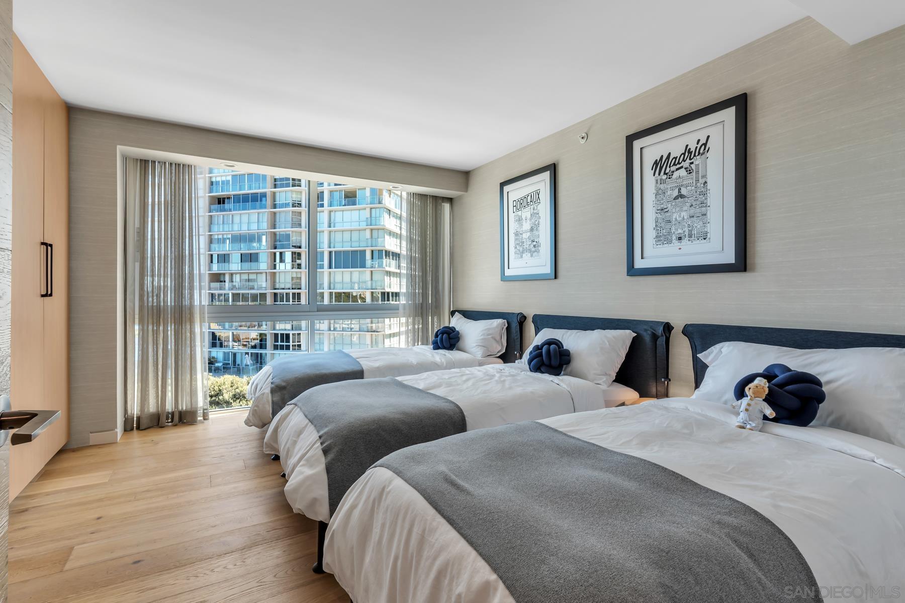 Detail Gallery Image 21 of 31 For 1810  Avenida Del Mundo  #403,  Coronado,  CA 92118 - 3 Beds | 3 Baths