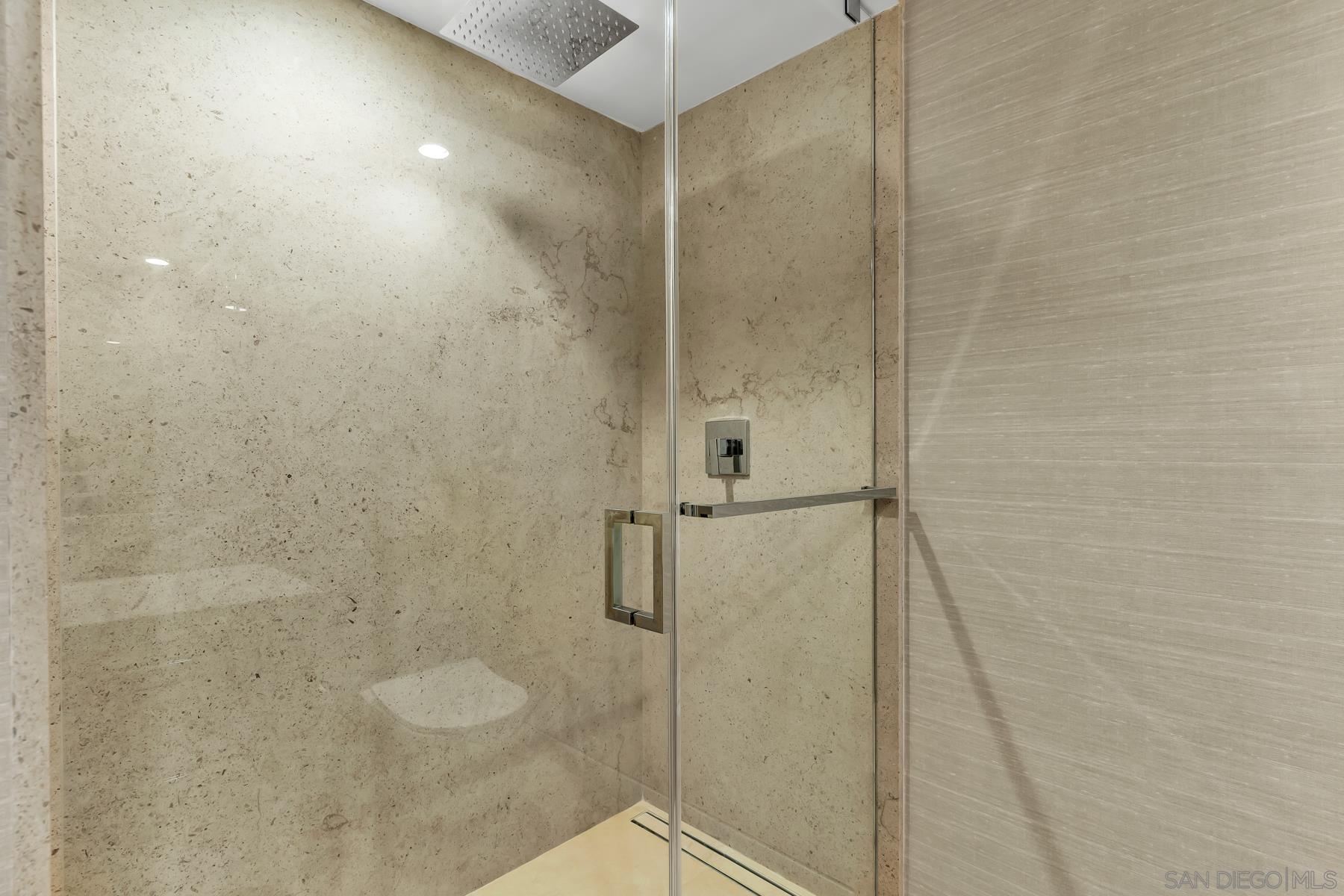 Detail Gallery Image 25 of 31 For 1810  Avenida Del Mundo  #403,  Coronado,  CA 92118 - 3 Beds | 3 Baths