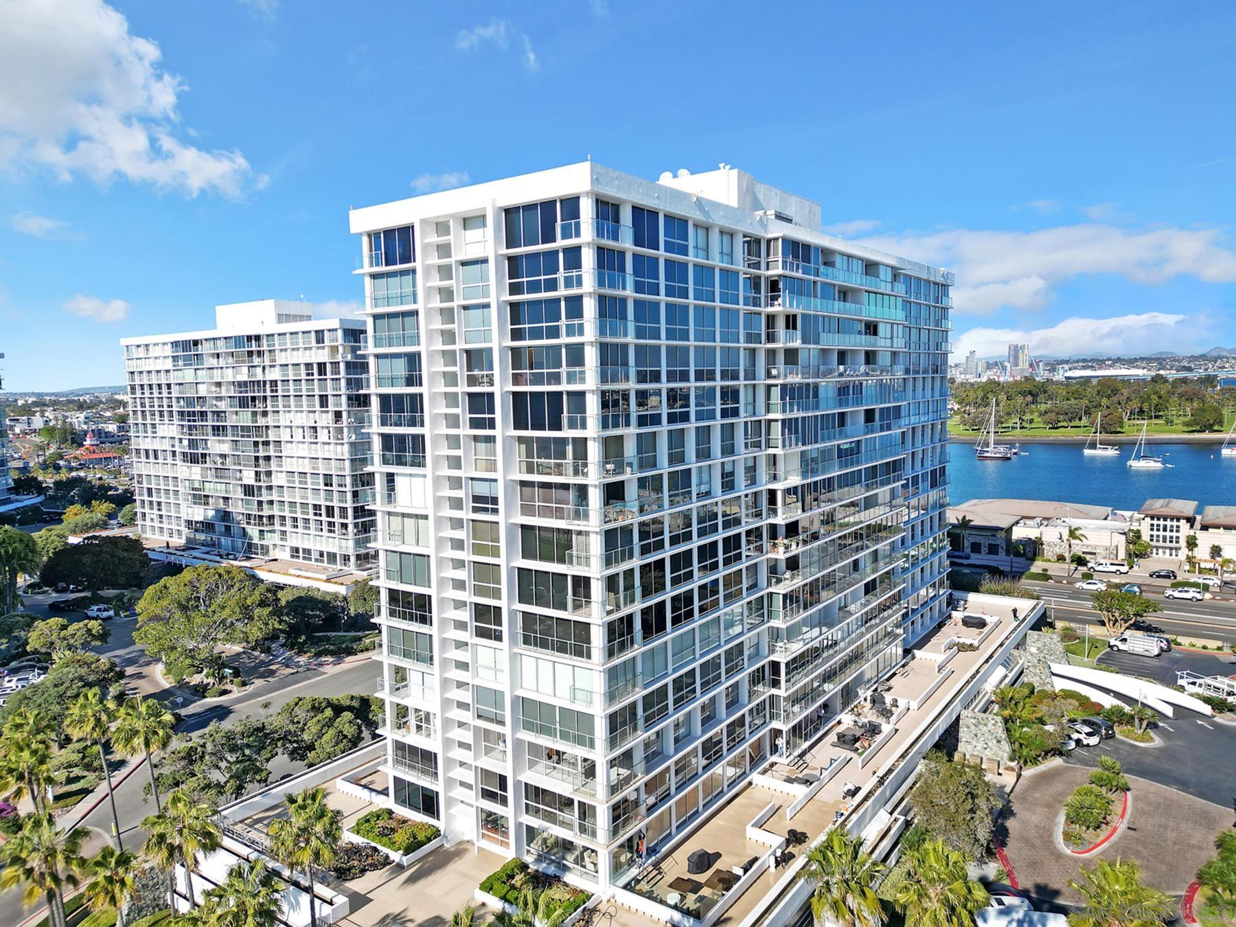 Detail Gallery Image 28 of 31 For 1810  Avenida Del Mundo  #403,  Coronado,  CA 92118 - 3 Beds | 3 Baths