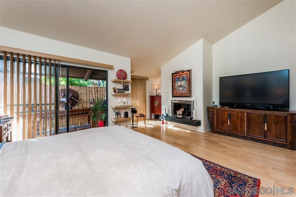 Detail Gallery Image 17 of 27 For 1917  Alga  B, Carlsbad,  CA 92009 - 2 Beds | 2/1 Baths