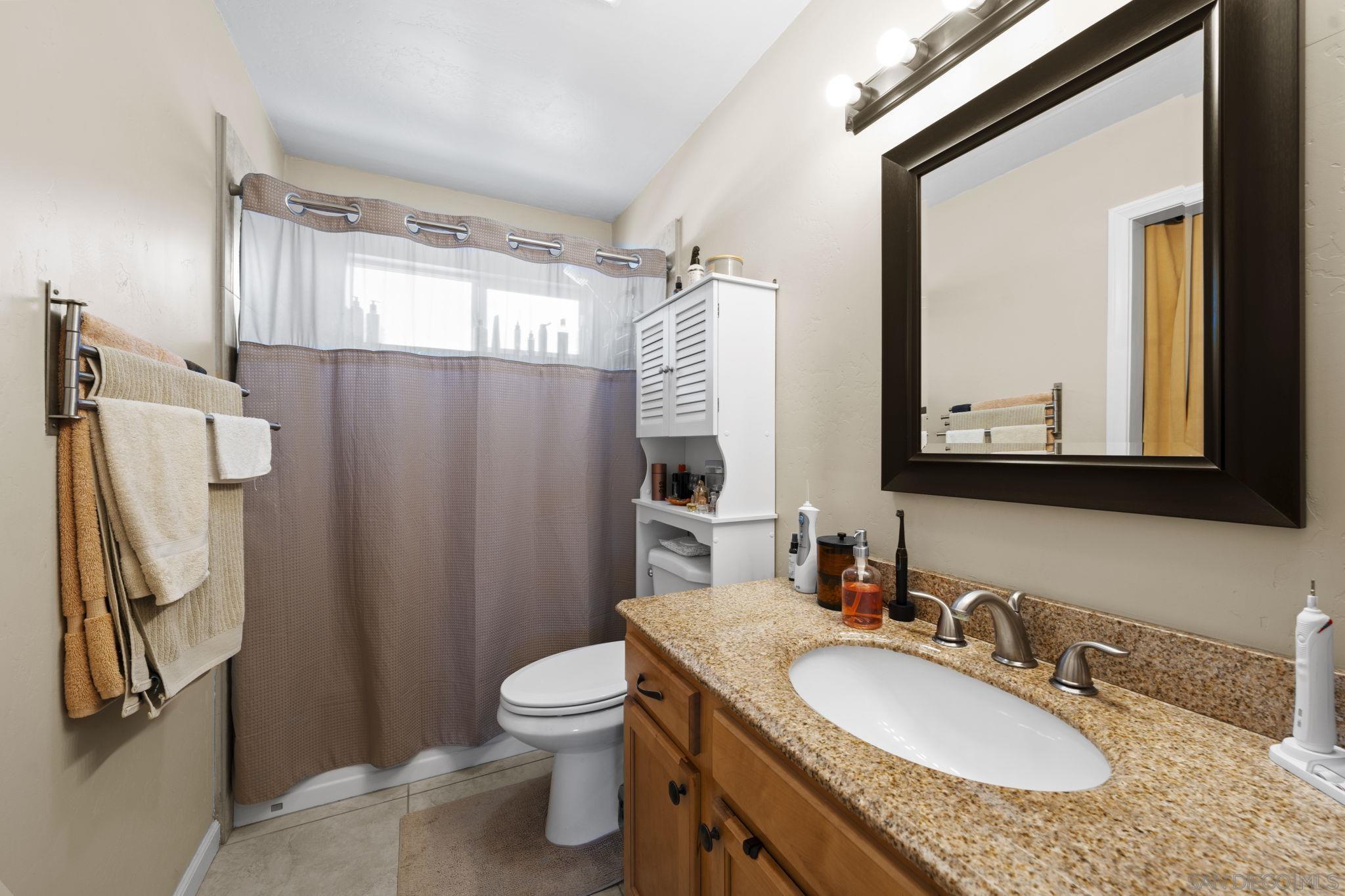 Detail Gallery Image 16 of 23 For 910 N N Fig St  #D,  Escondido,  CA 92026 - 2 Beds | 1/1 Baths