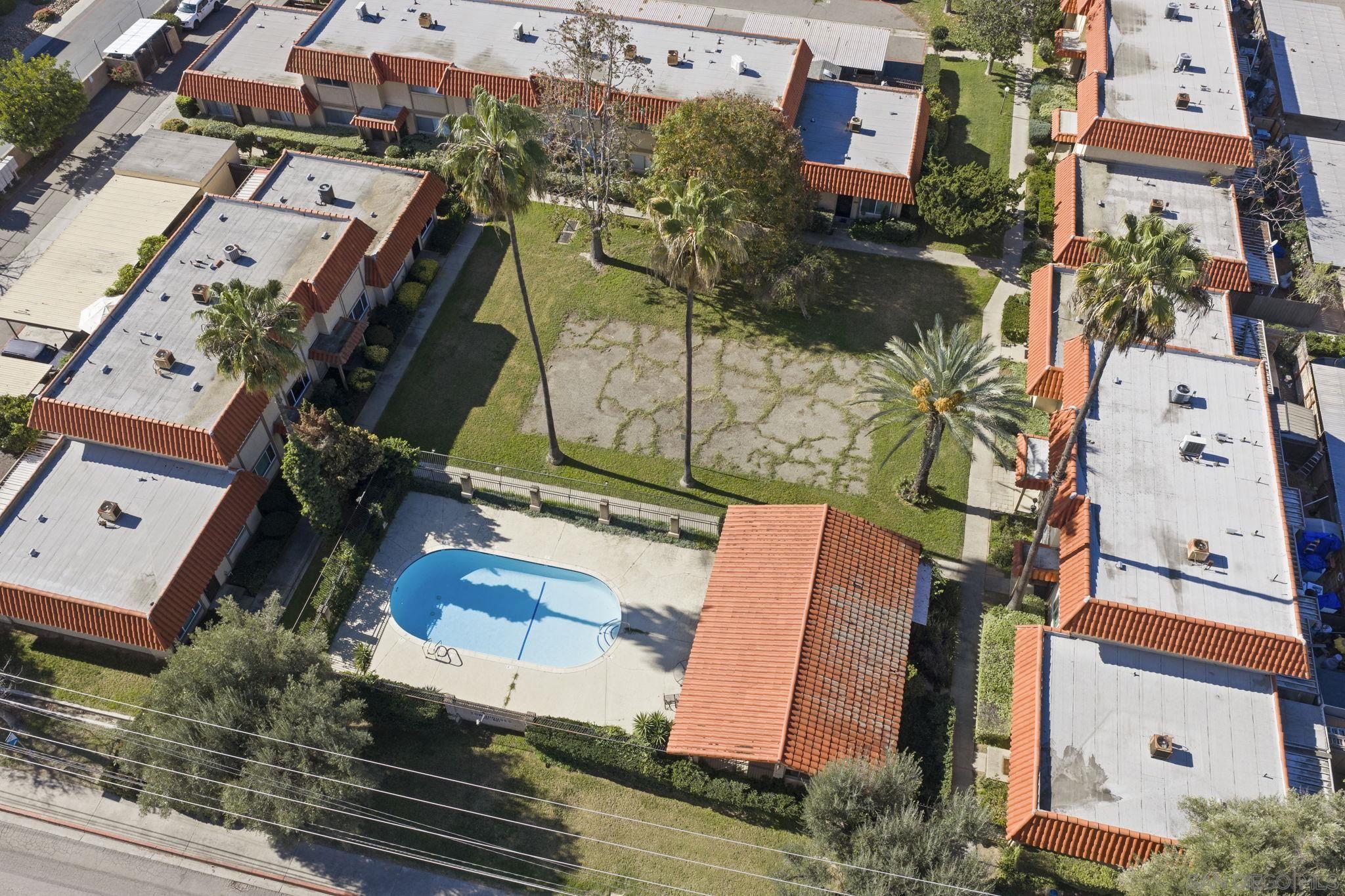 Detail Gallery Image 21 of 23 For 910 N N Fig St  #D,  Escondido,  CA 92026 - 2 Beds | 1/1 Baths