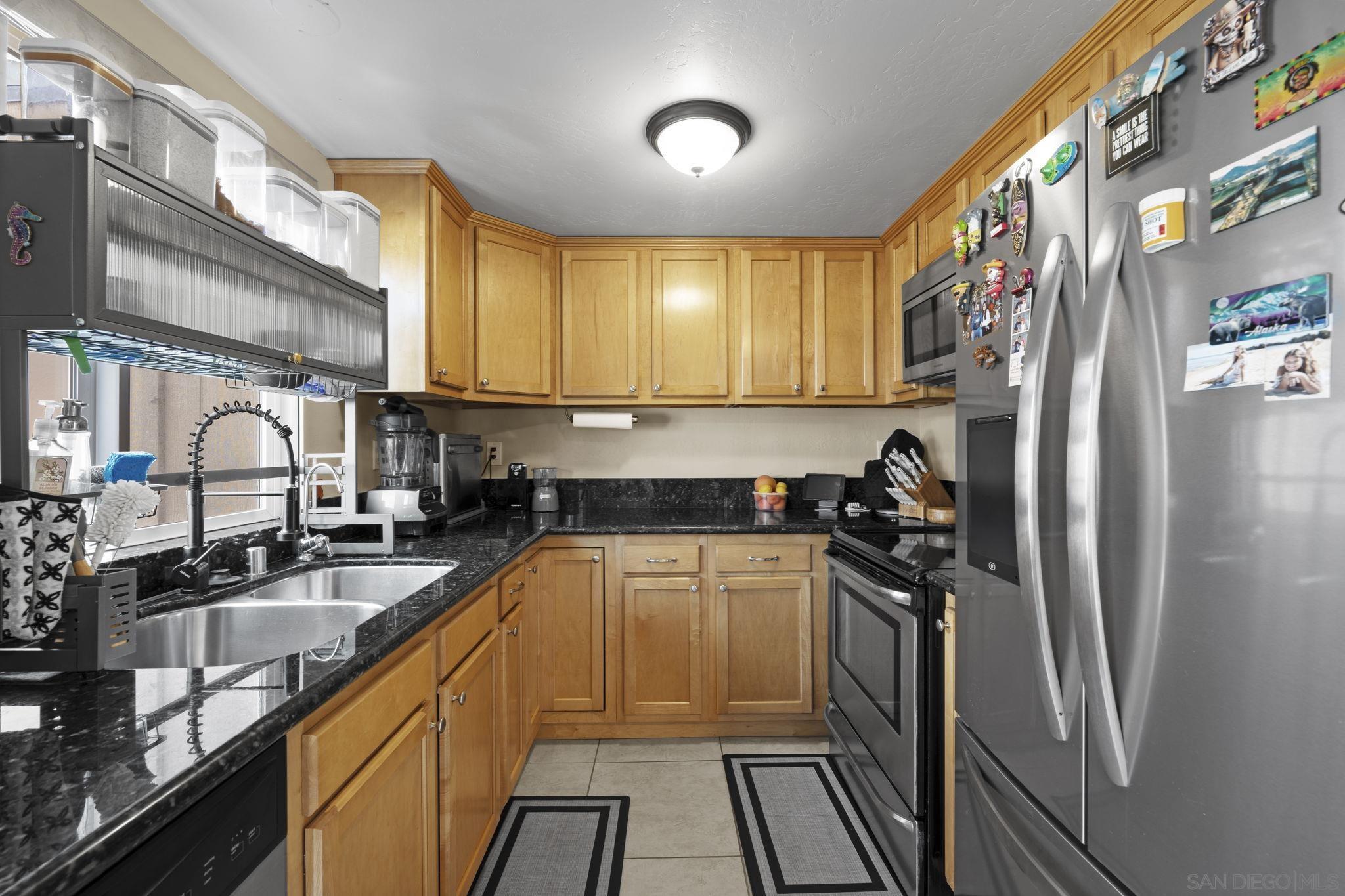 Detail Gallery Image 9 of 23 For 910 N N Fig St  #D,  Escondido,  CA 92026 - 2 Beds | 1/1 Baths