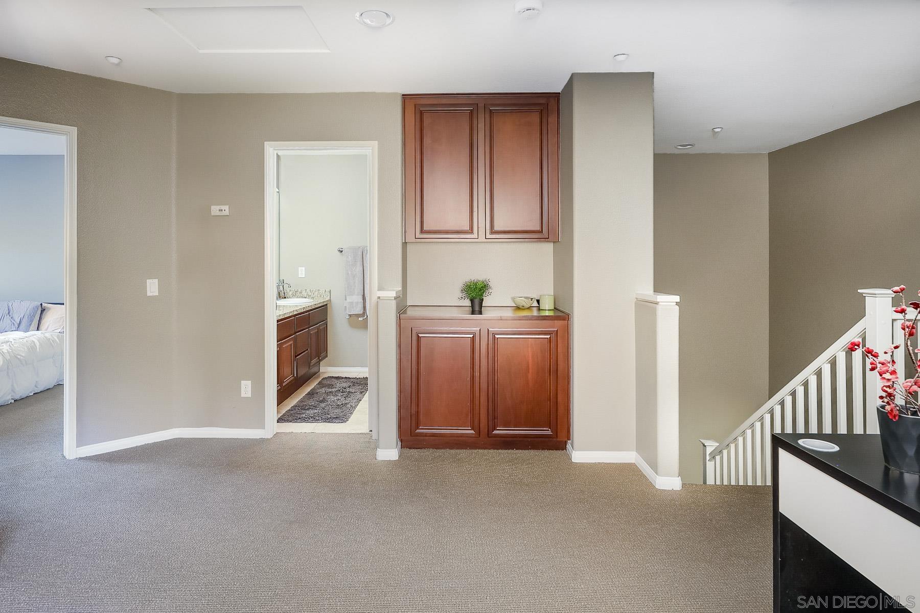 Detail Gallery Image 9 of 36 For 10447  Whitcomb Way  #161,  San Diego,  CA 92127 - 4 Beds | 2/1 Baths