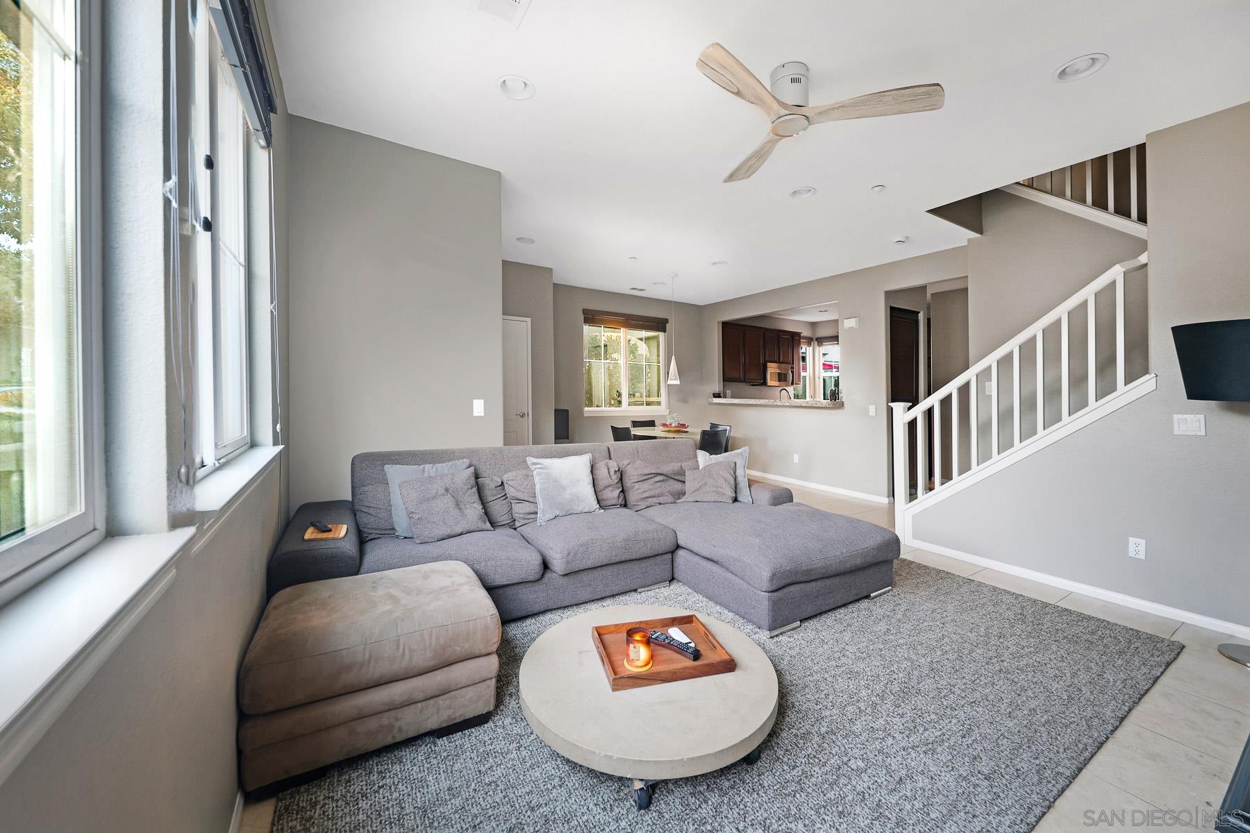 Detail Gallery Image 5 of 36 For 10447  Whitcomb Way  #161,  San Diego,  CA 92127 - 4 Beds | 2/1 Baths