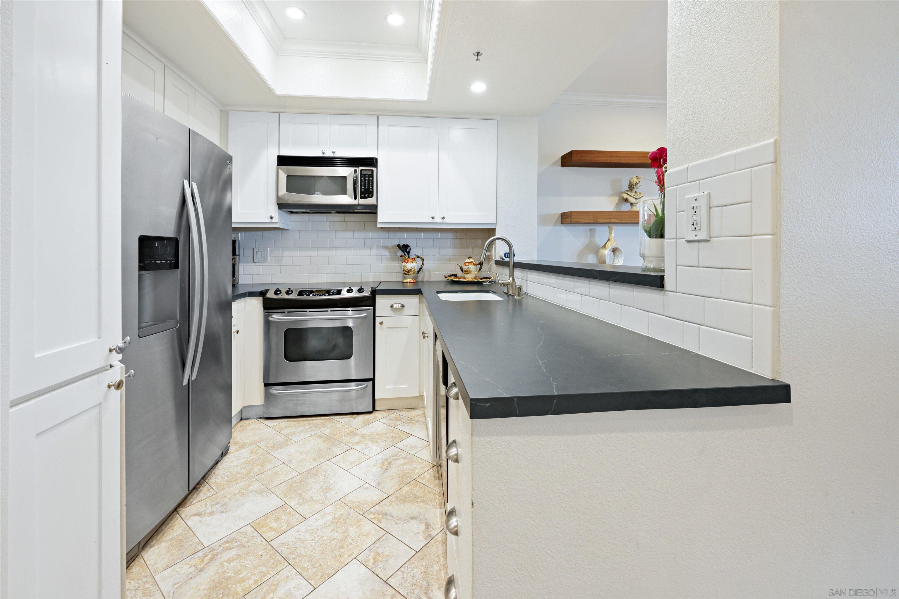 Detail Gallery Image 3 of 35 For 620  State St  #115,  San Diego,  CA 92101 - 1 Beds | 1 Baths