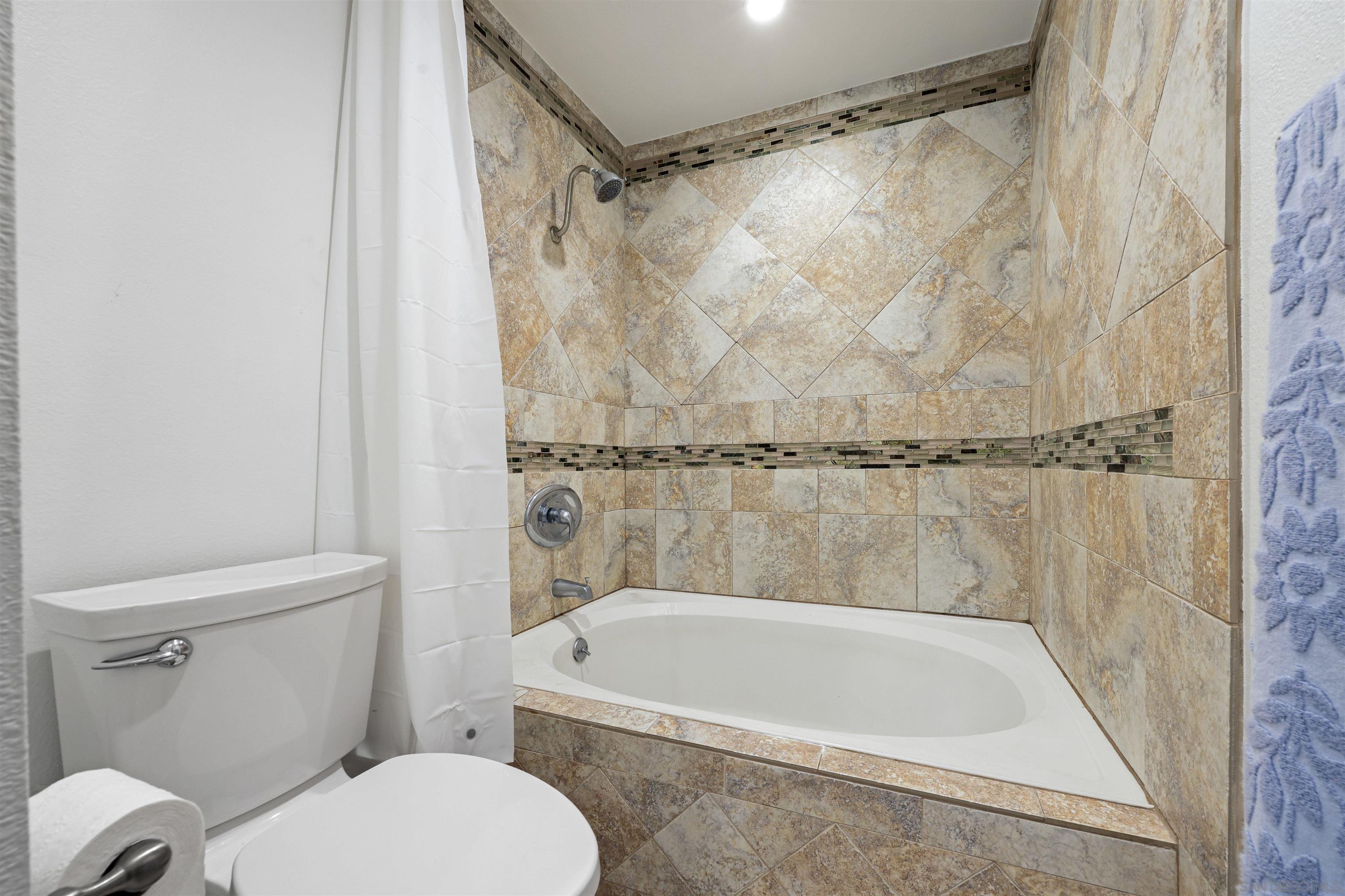 Detail Gallery Image 21 of 35 For 620  State St  #115,  San Diego,  CA 92101 - 1 Beds | 1 Baths