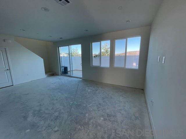 Detail Gallery Image 2 of 20 For 7714  Jasmine Ct., Santee,  CA 92071 - 3 Beds | 2/1 Baths