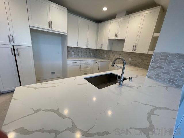 Detail Gallery Image 12 of 20 For 7714  Jasmine Ct., Santee,  CA 92071 - 3 Beds | 2/1 Baths