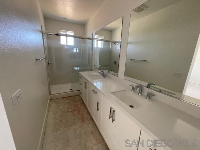 Detail Gallery Image 8 of 20 For 7714  Jasmine Ct., Santee,  CA 92071 - 3 Beds | 2/1 Baths