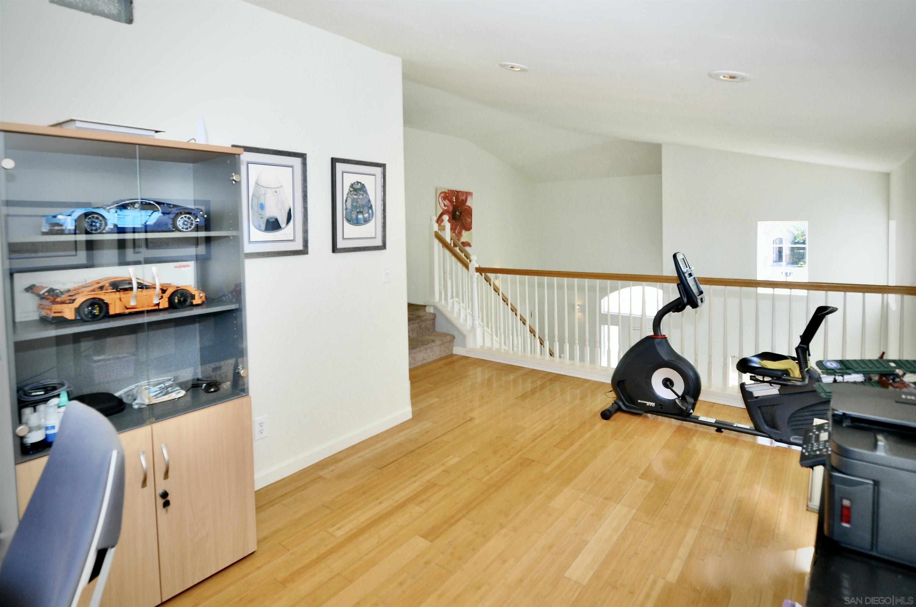 Detail Gallery Image 20 of 44 For 11072  Ivy Hill Dr., San Diego,  CA 92131 - 4 Beds | 2/1 Baths
