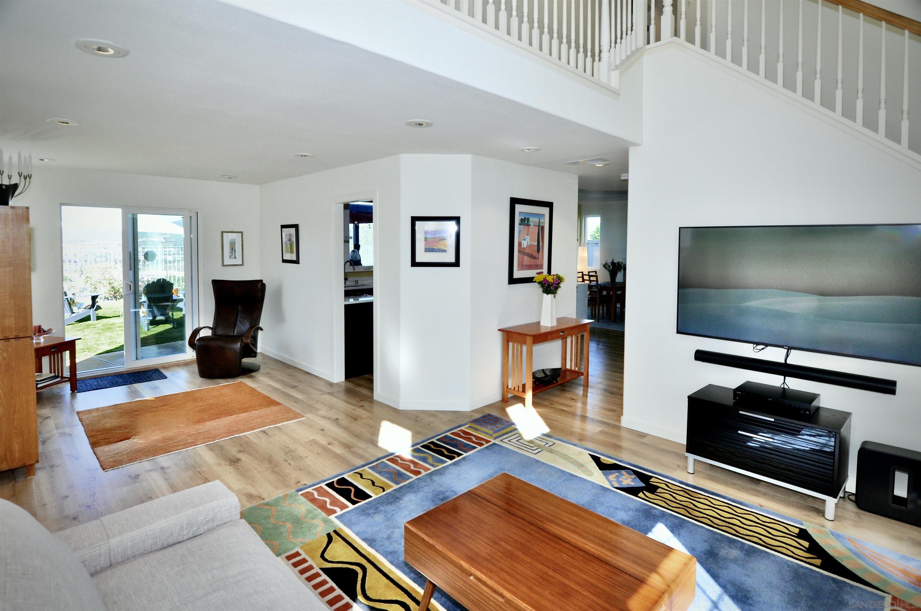 Detail Gallery Image 3 of 44 For 11072  Ivy Hill Dr., San Diego,  CA 92131 - 4 Beds | 2/1 Baths