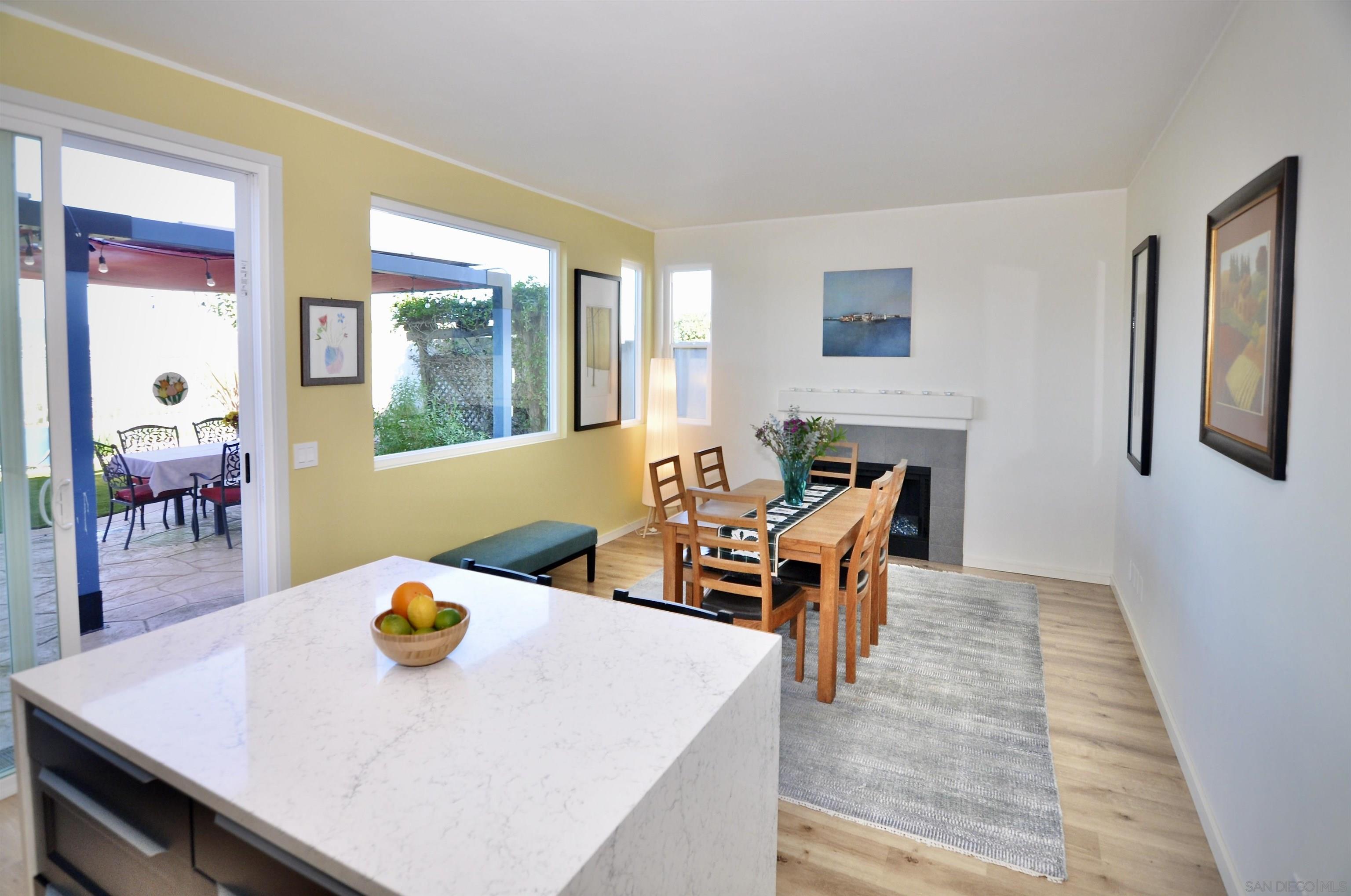 Detail Gallery Image 8 of 44 For 11072  Ivy Hill Dr., San Diego,  CA 92131 - 4 Beds | 2/1 Baths