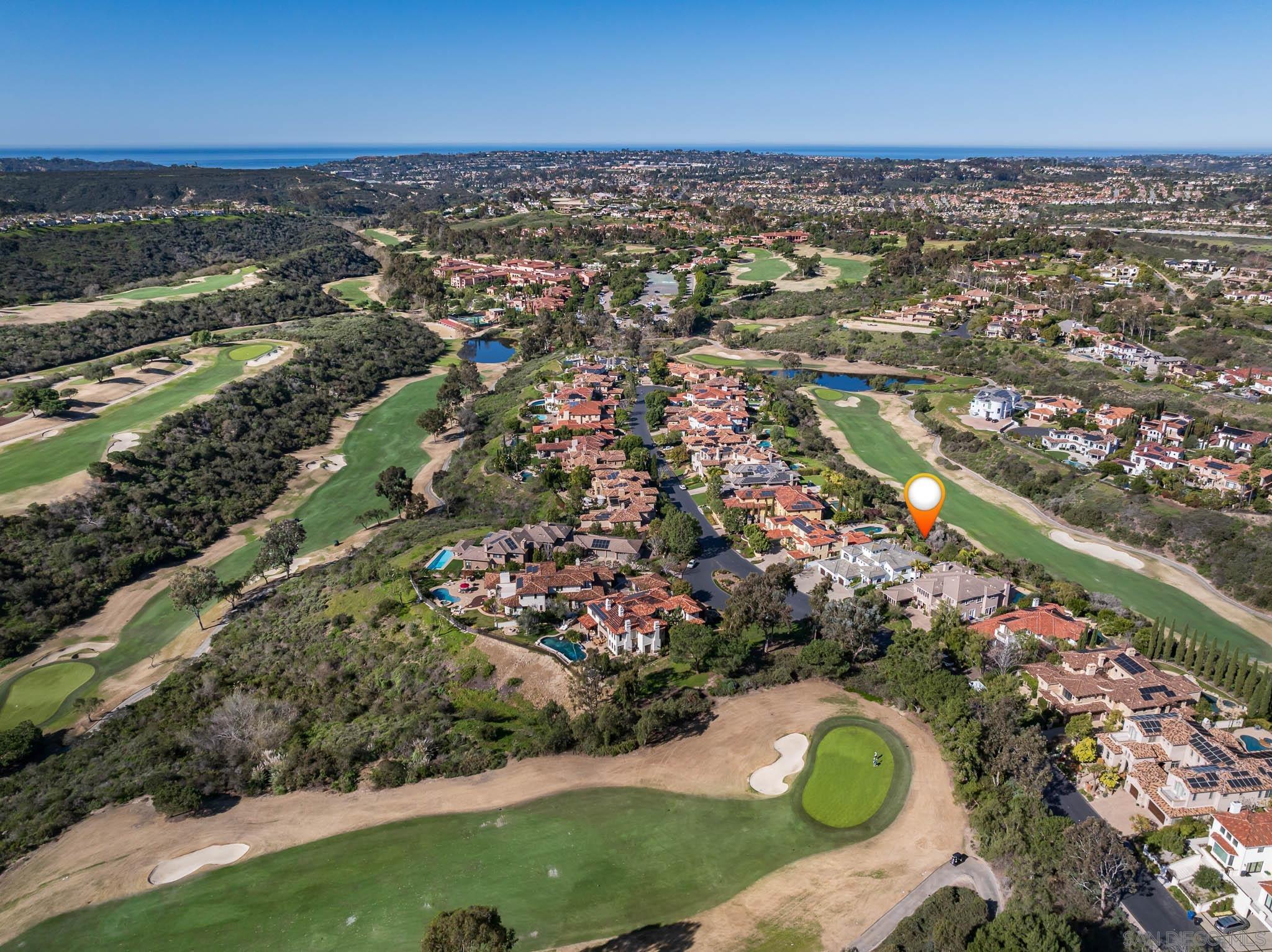 Detail Gallery Image 3 of 30 For 5848  Meadows Del Mar, San Diego,  CA 92130 - 5 Beds | 3/1 Baths