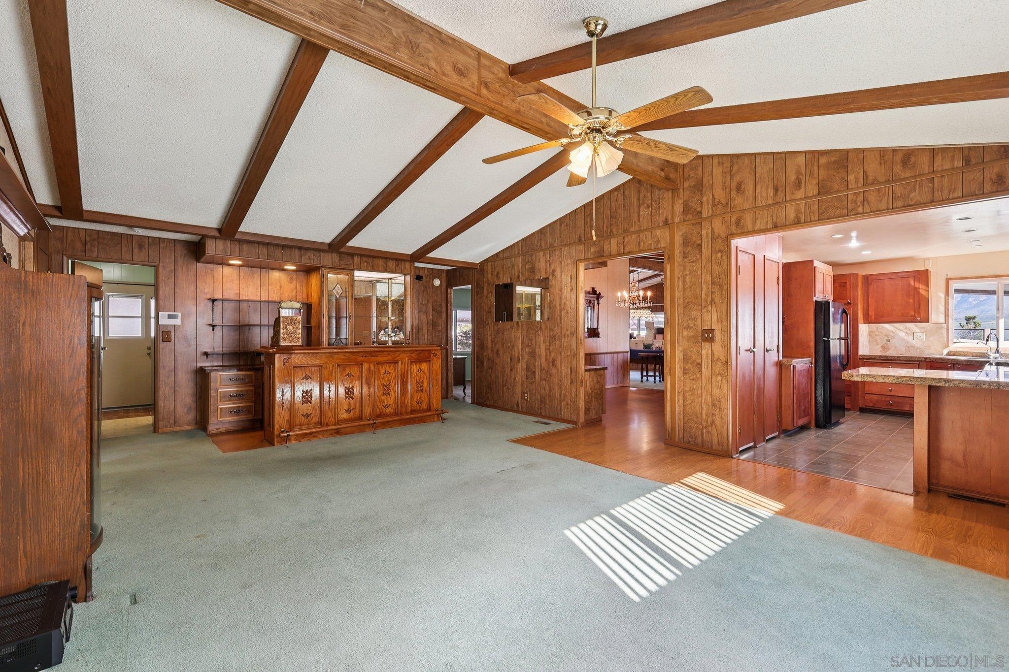 Detail Gallery Image 12 of 68 For 275 S Worthington St  #14,  Spring Valley,  CA 91977 - 2 Beds | 2 Baths