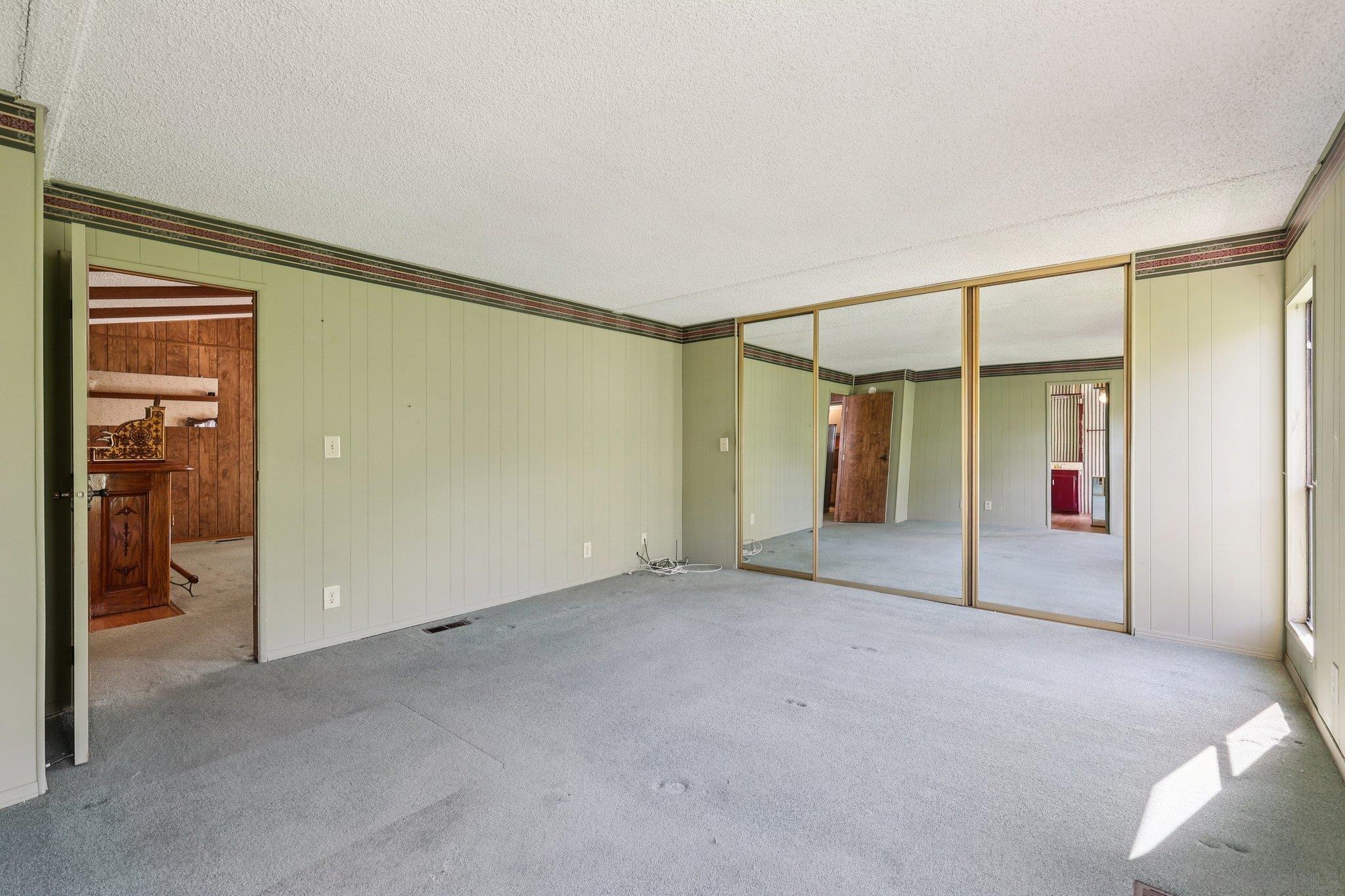 Detail Gallery Image 24 of 69 For 275 S Worthington St  #14,  Spring Valley,  CA 91977 - 2 Beds | 2 Baths