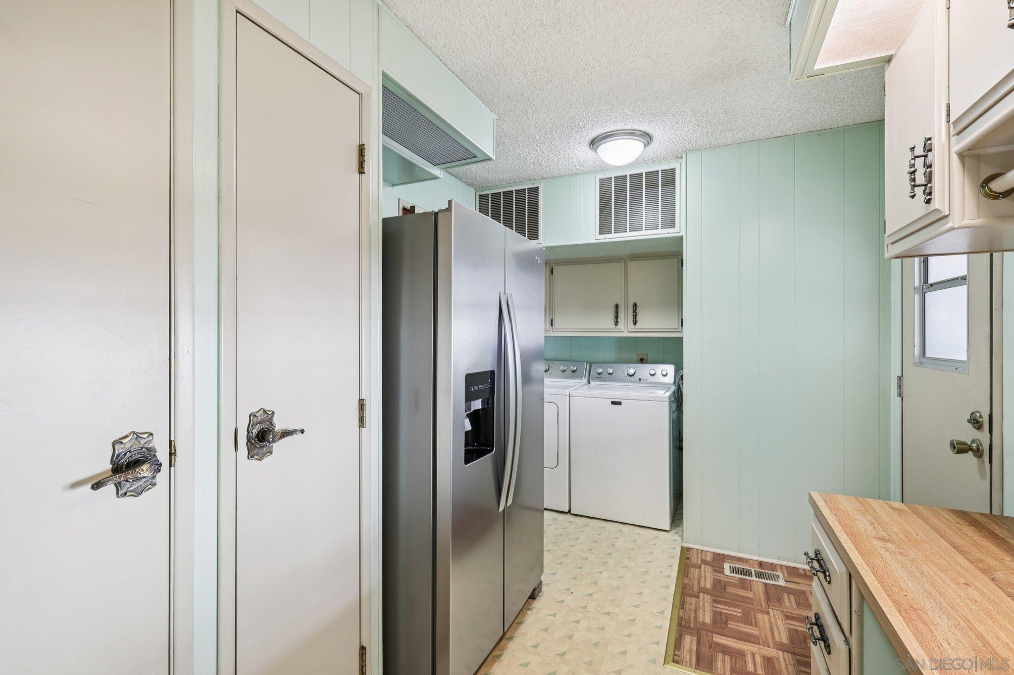 Detail Gallery Image 43 of 68 For 275 S Worthington St  #14,  Spring Valley,  CA 91977 - 2 Beds | 2 Baths