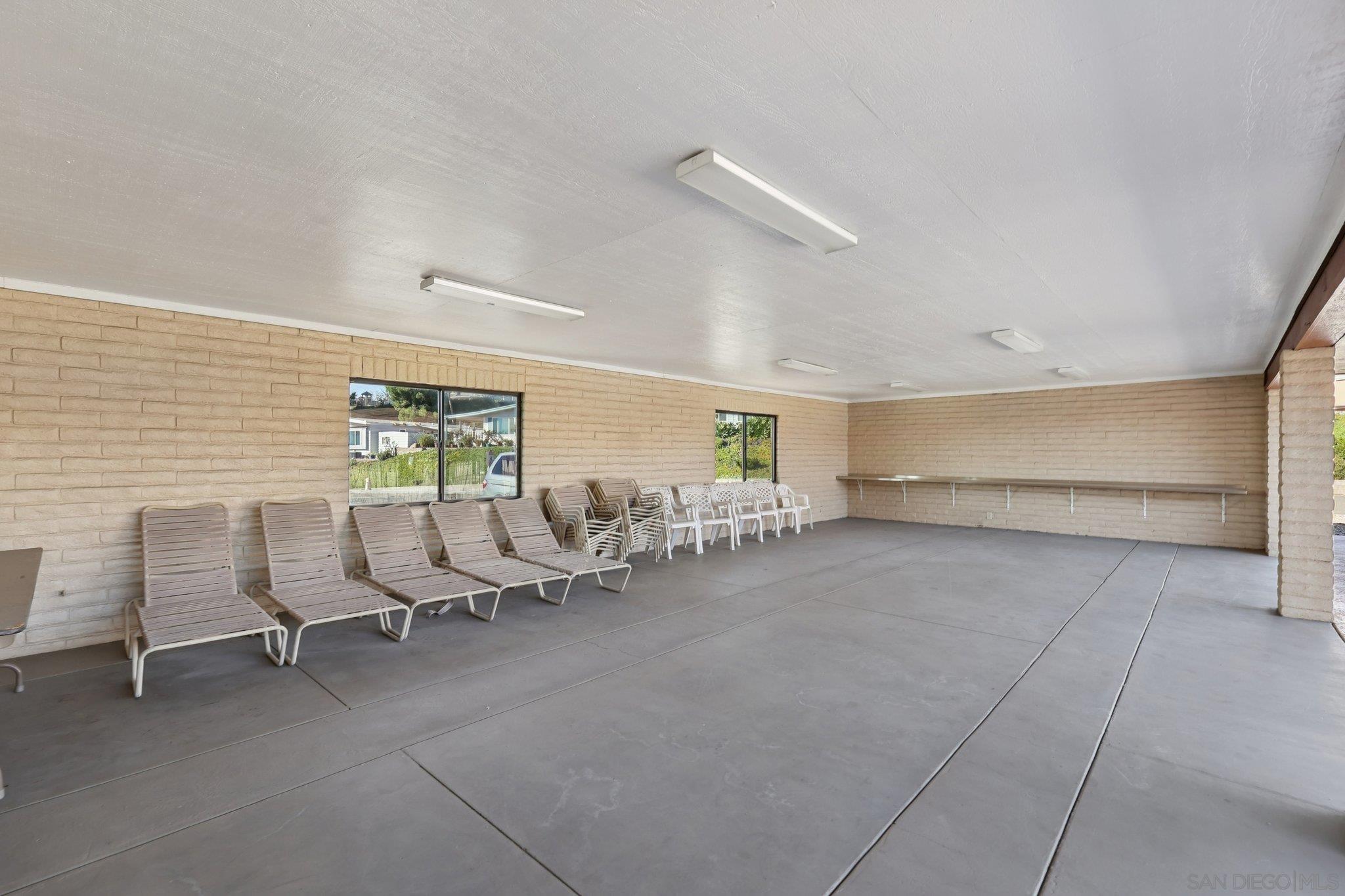 Detail Gallery Image 63 of 69 For 275 S Worthington St  #14,  Spring Valley,  CA 91977 - 2 Beds | 2 Baths